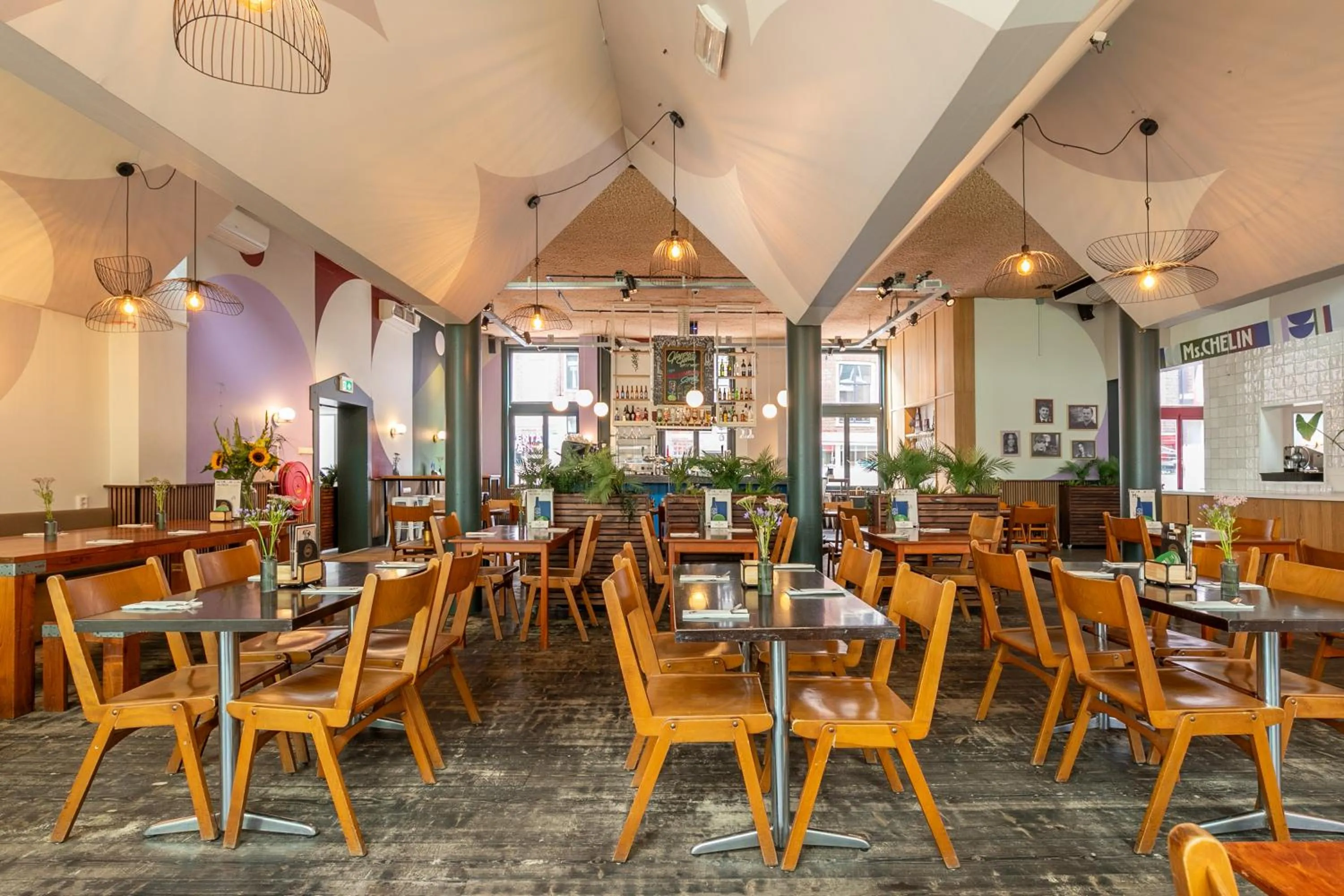 Restaurant/places to eat in Hans Brinker Hostel Amsterdam