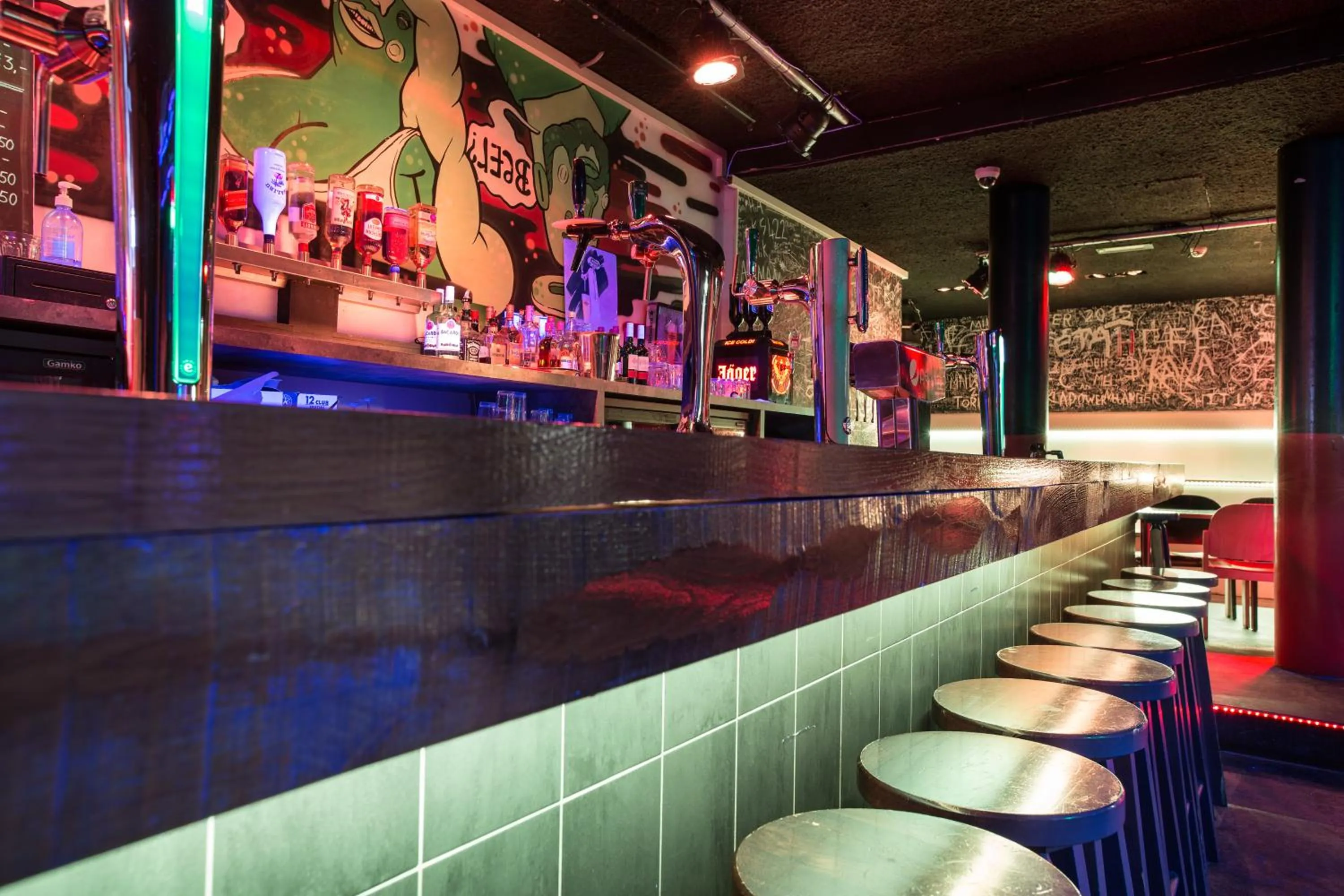 Nightclub / DJ in Hans Brinker Hostel Amsterdam