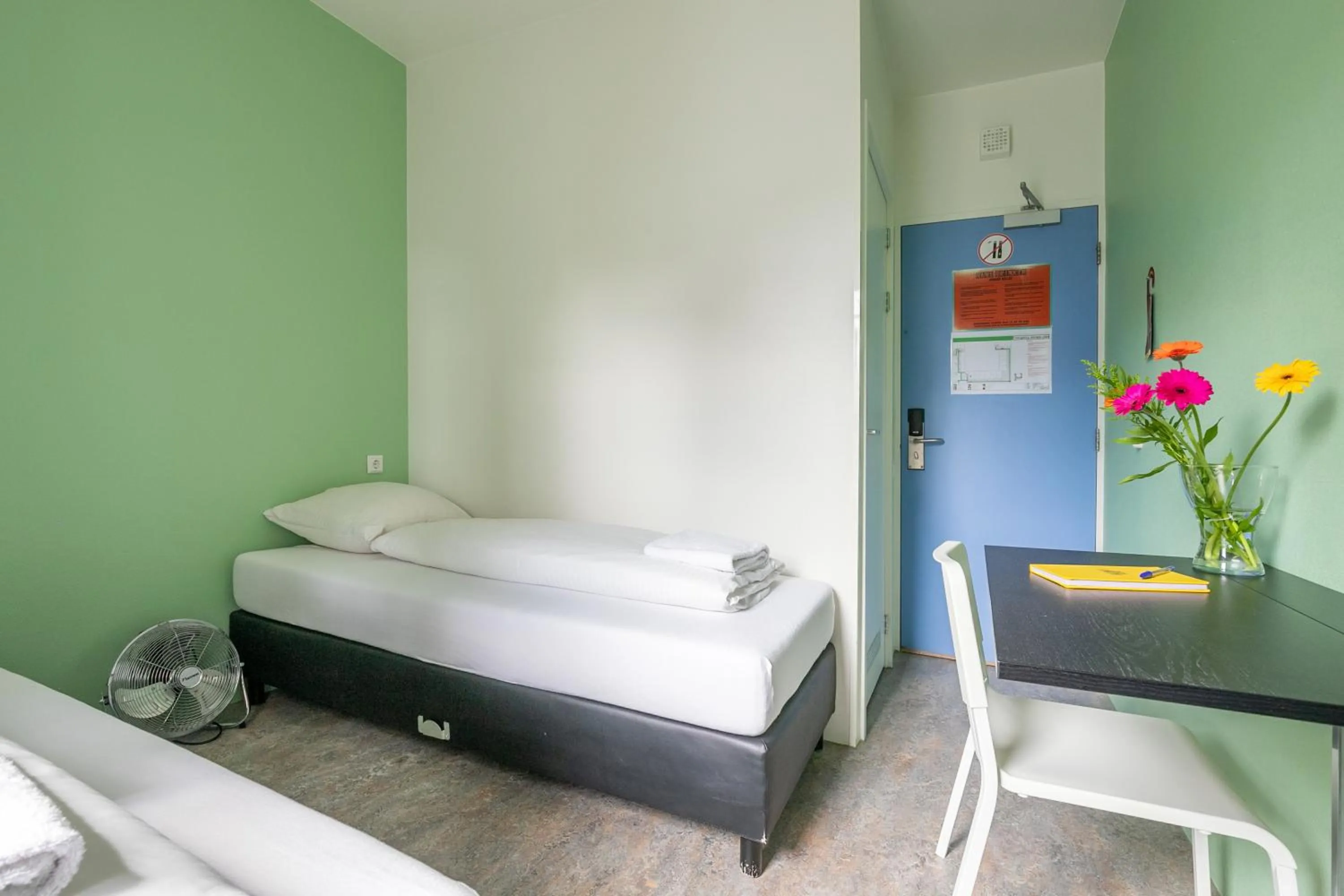 Bed in Hans Brinker Hostel Amsterdam