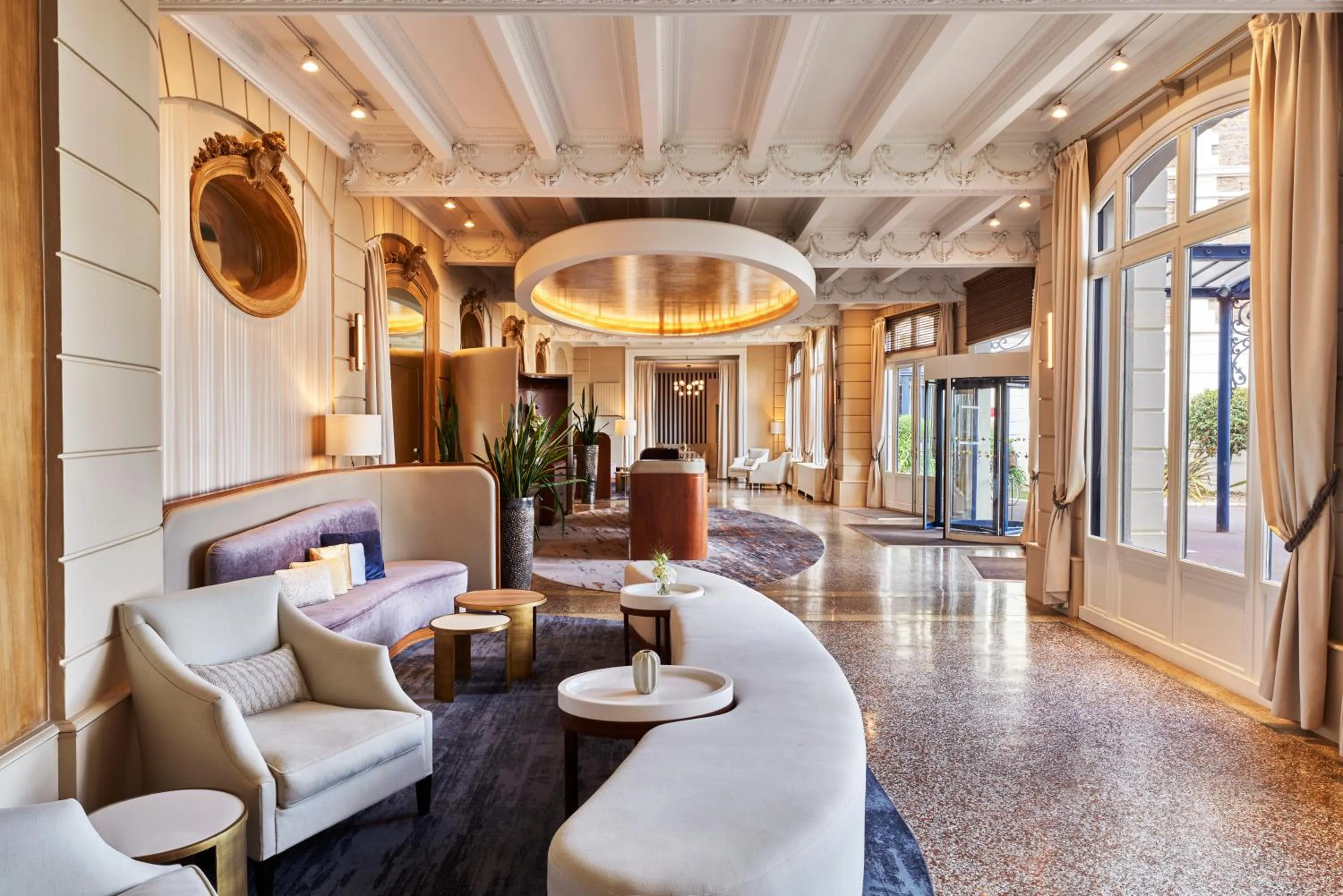 Lobby or reception in Hôtel Barrière Le Grand Hôtel Dinard