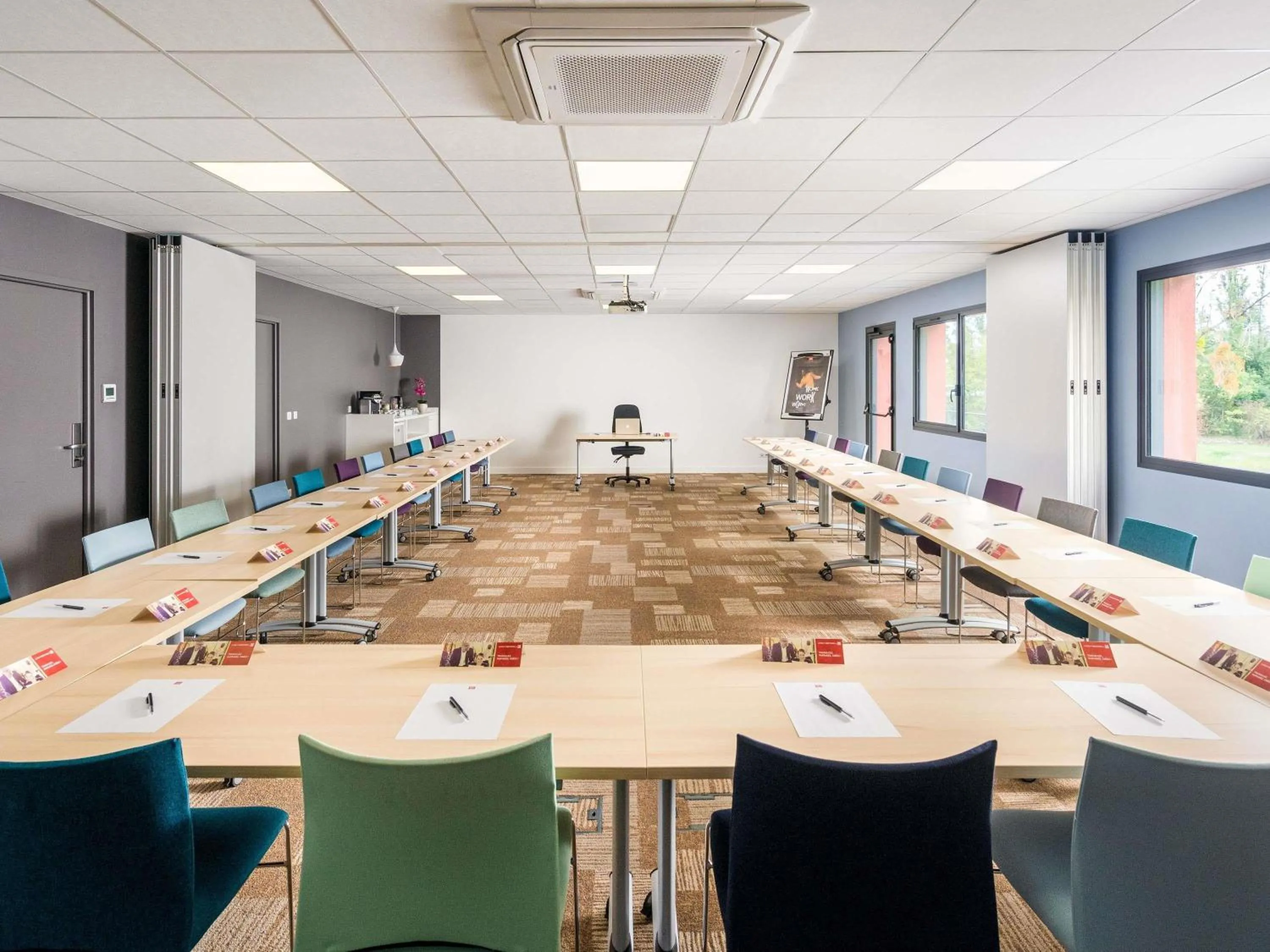 Meeting/conference room in Ibis Lyon Villefranche Sur Saone