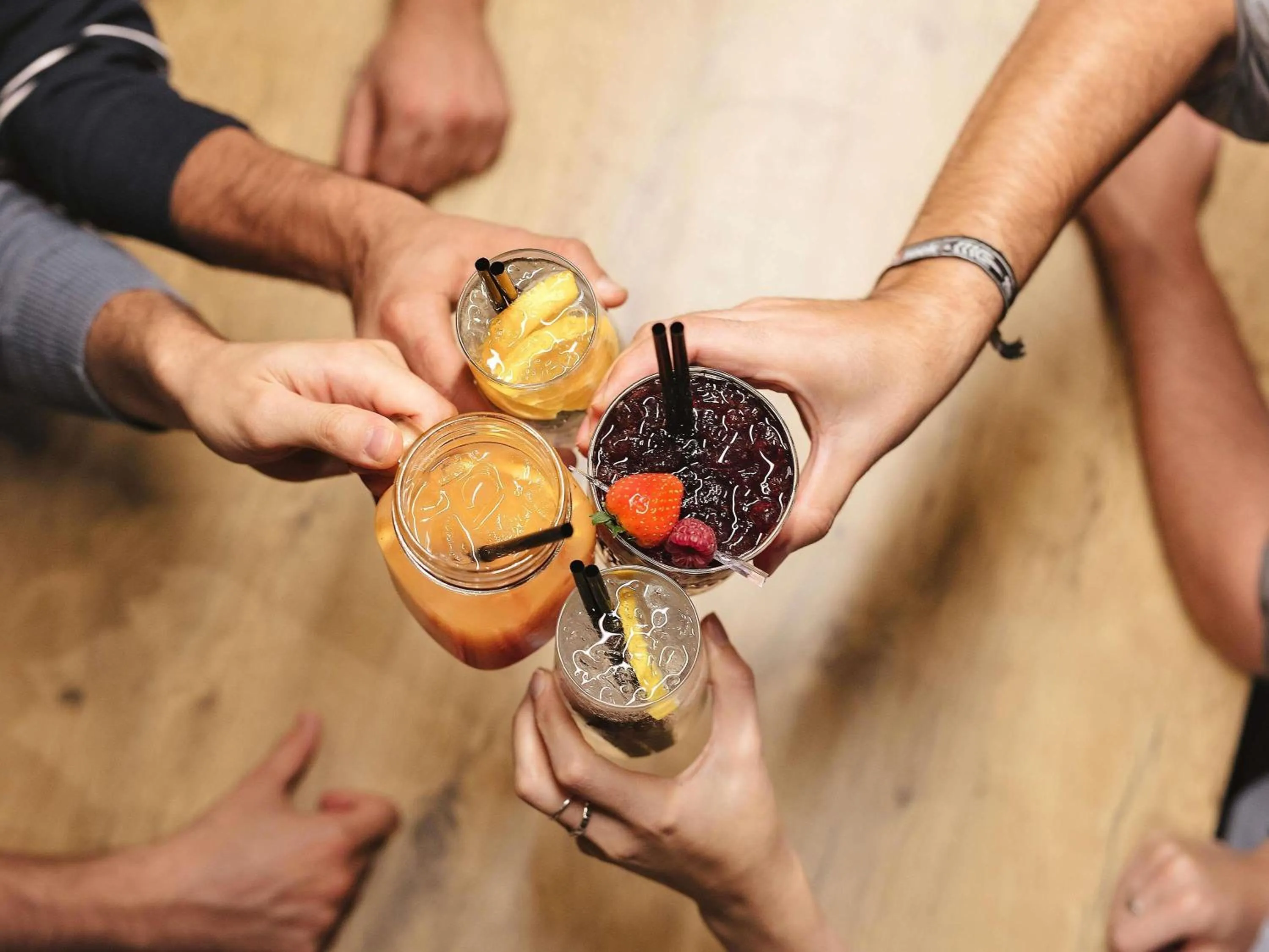 Lounge or bar in Ibis Lyon Villefranche Sur Saone