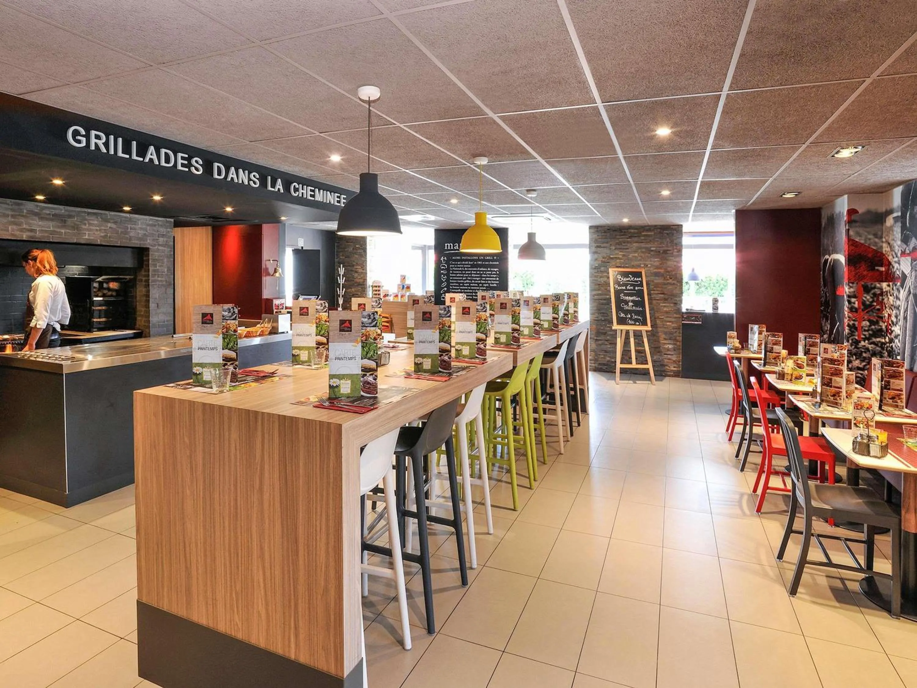 Restaurant/places to eat in Ibis Lyon Villefranche Sur Saone