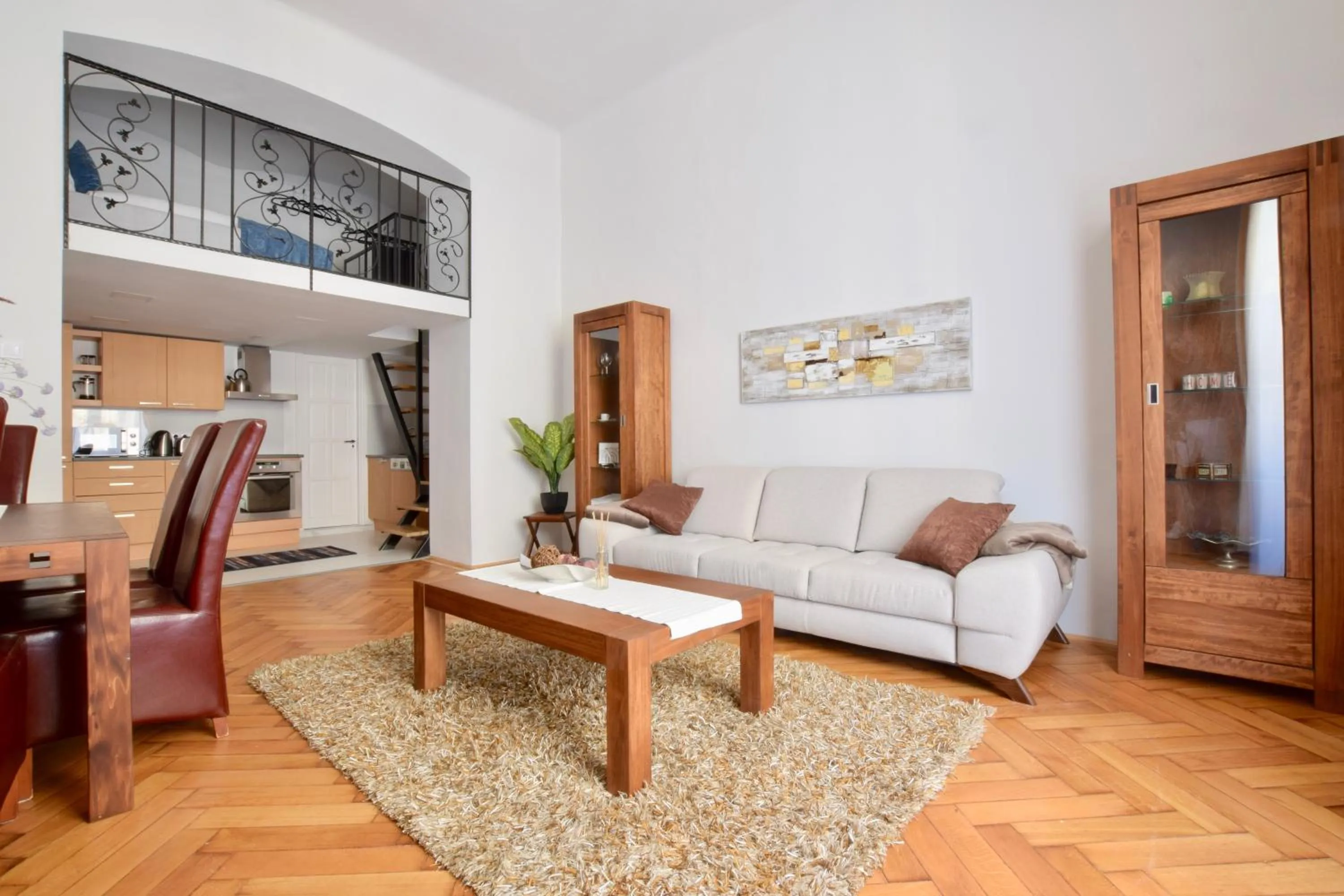 Living room in Luxury Apartment by Hi5 - Havas Street