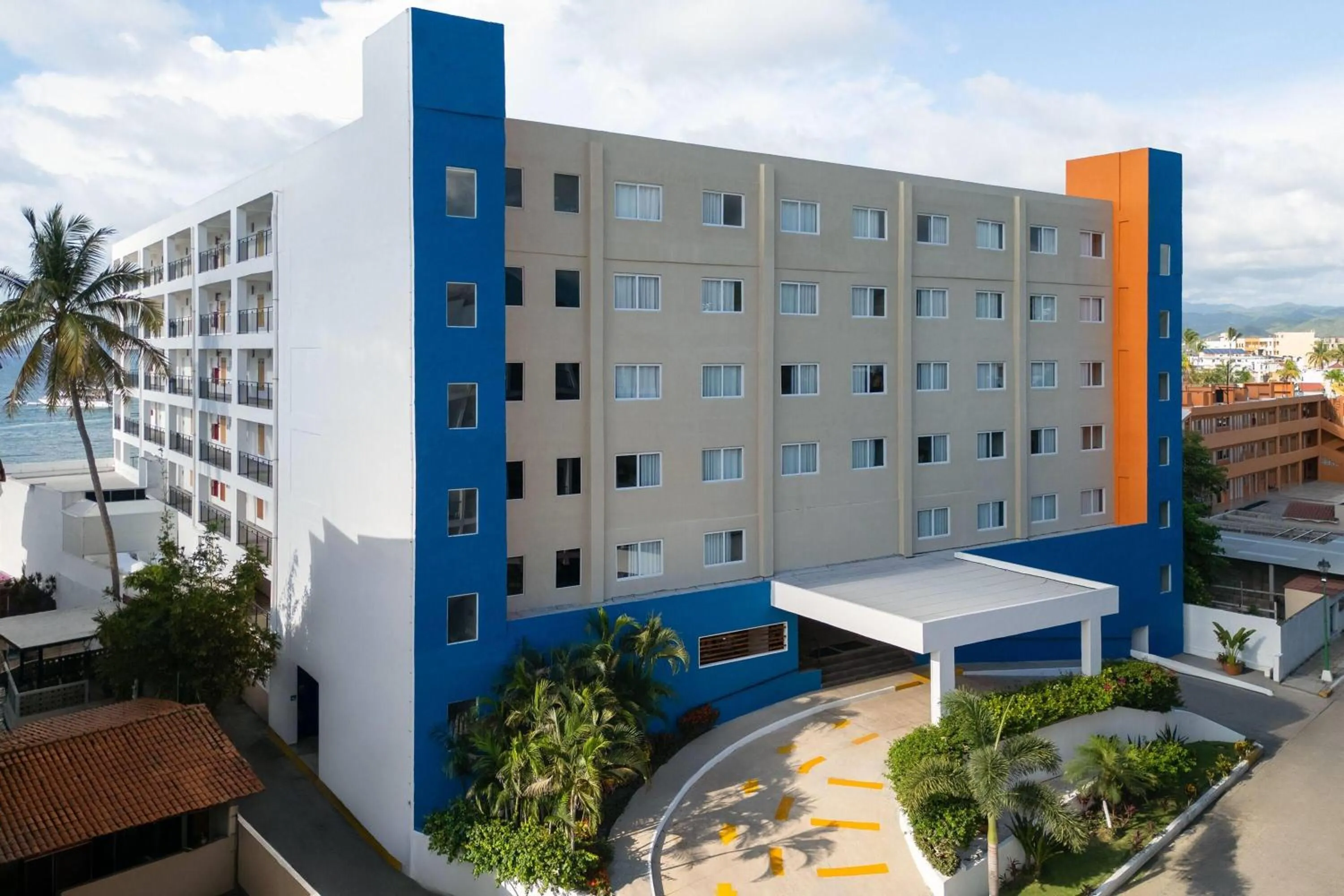 Property building in Decameron La Marina Guayabitos, Ramada All-Inclusive Resort
