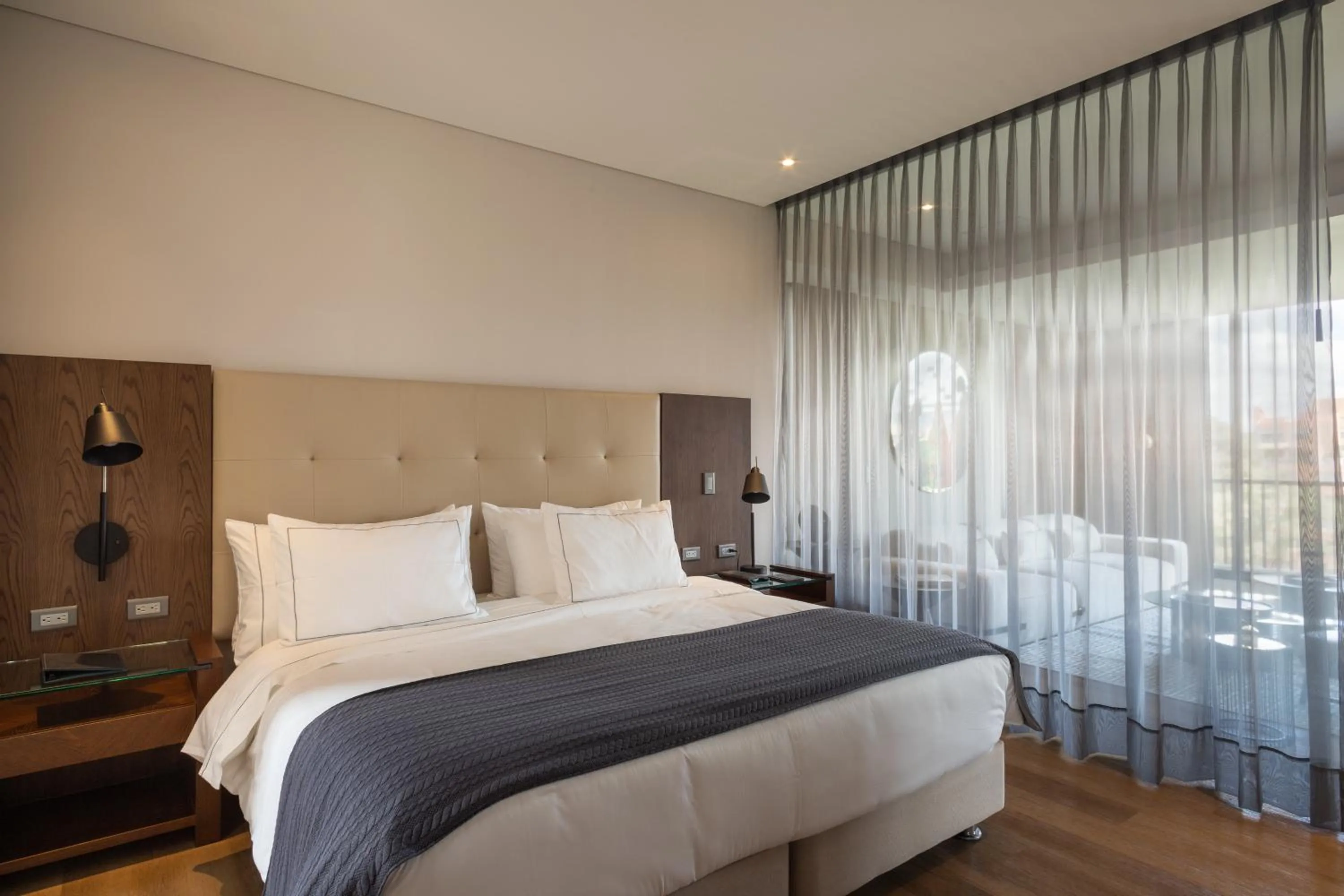 Bed in Cassa Luxury Homes