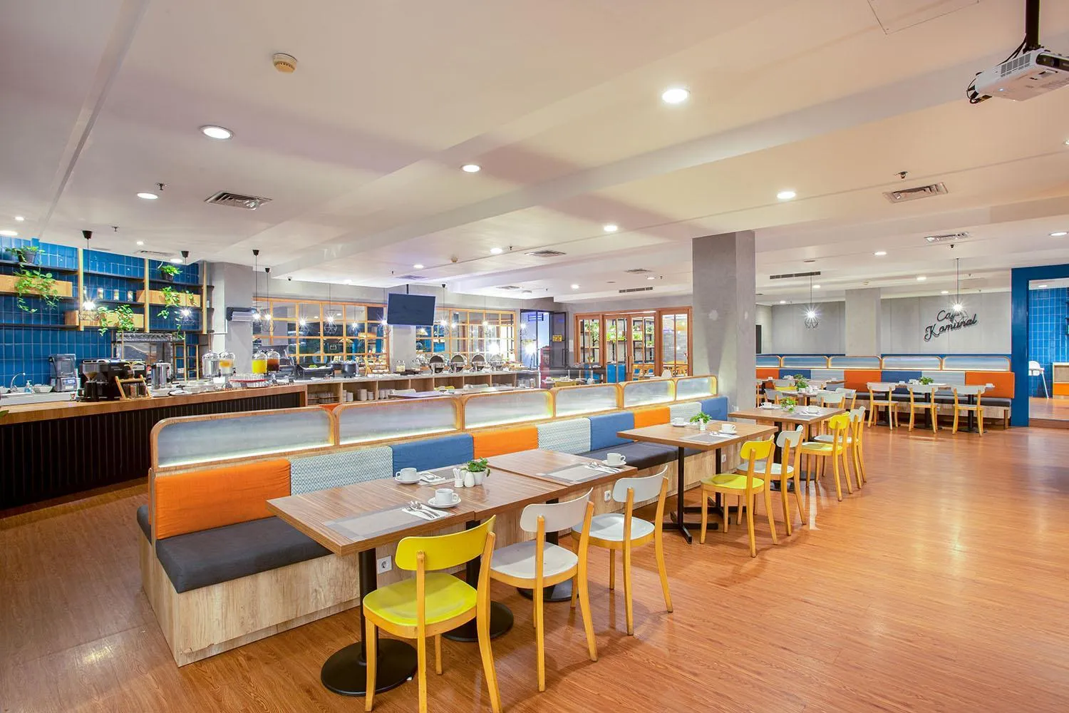 Restaurant/places to eat in 1O1 URBAN Jakarta Kelapa Gading