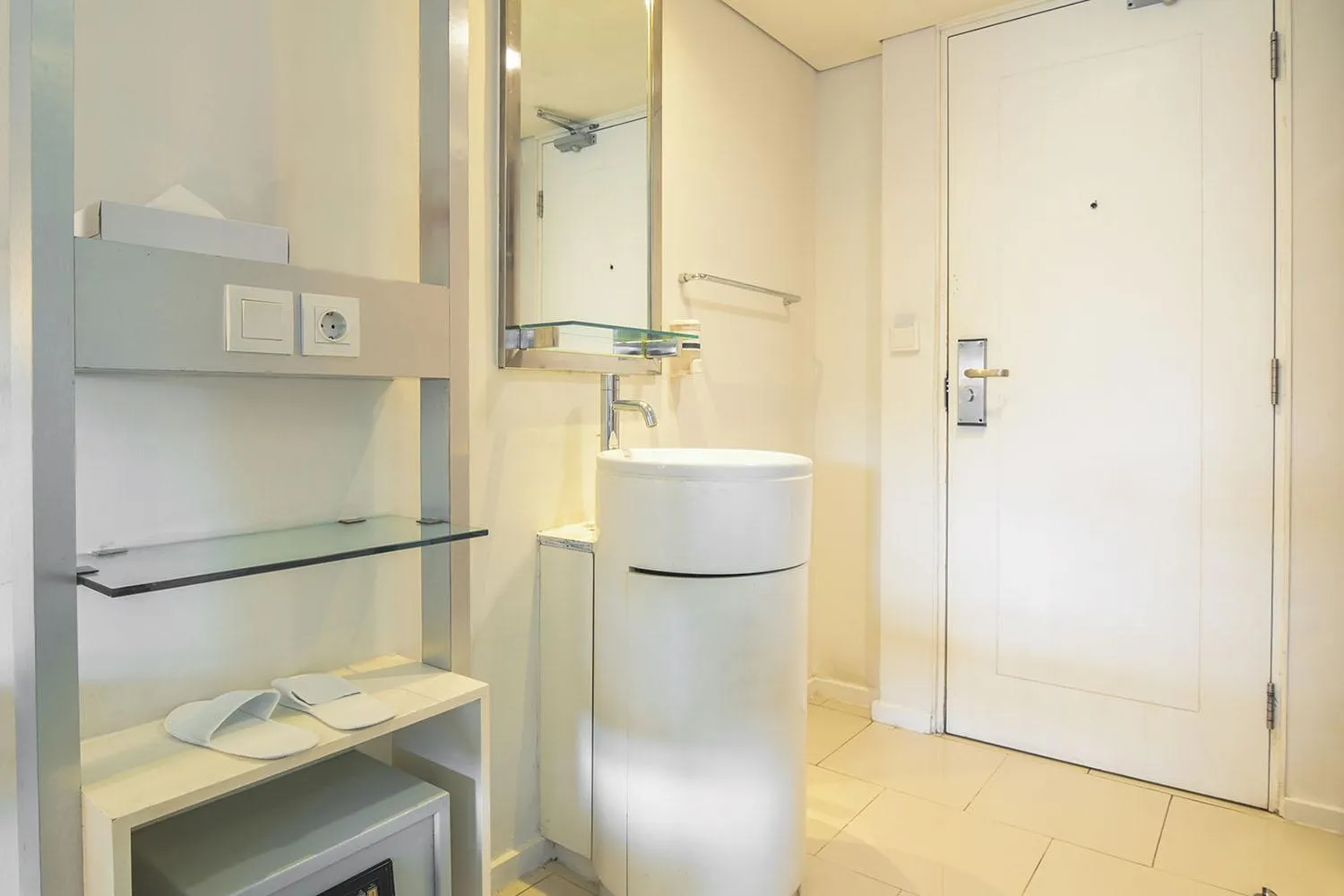 Toilet in 1O1 URBAN Jakarta Kelapa Gading