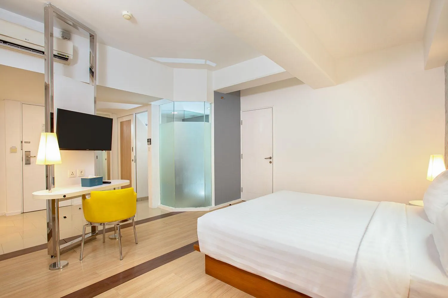 Bed in 1O1 URBAN Jakarta Kelapa Gading