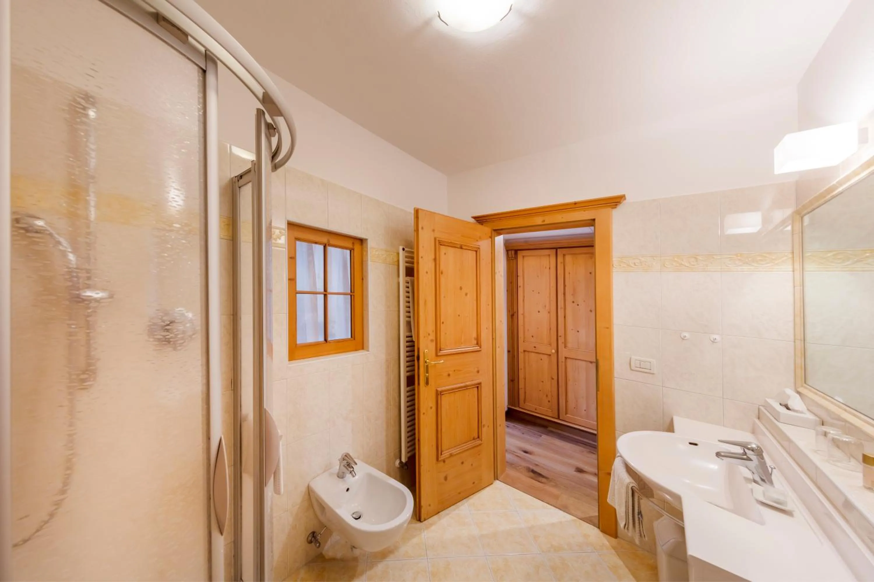 Bathroom in Hotel Schlosswirt