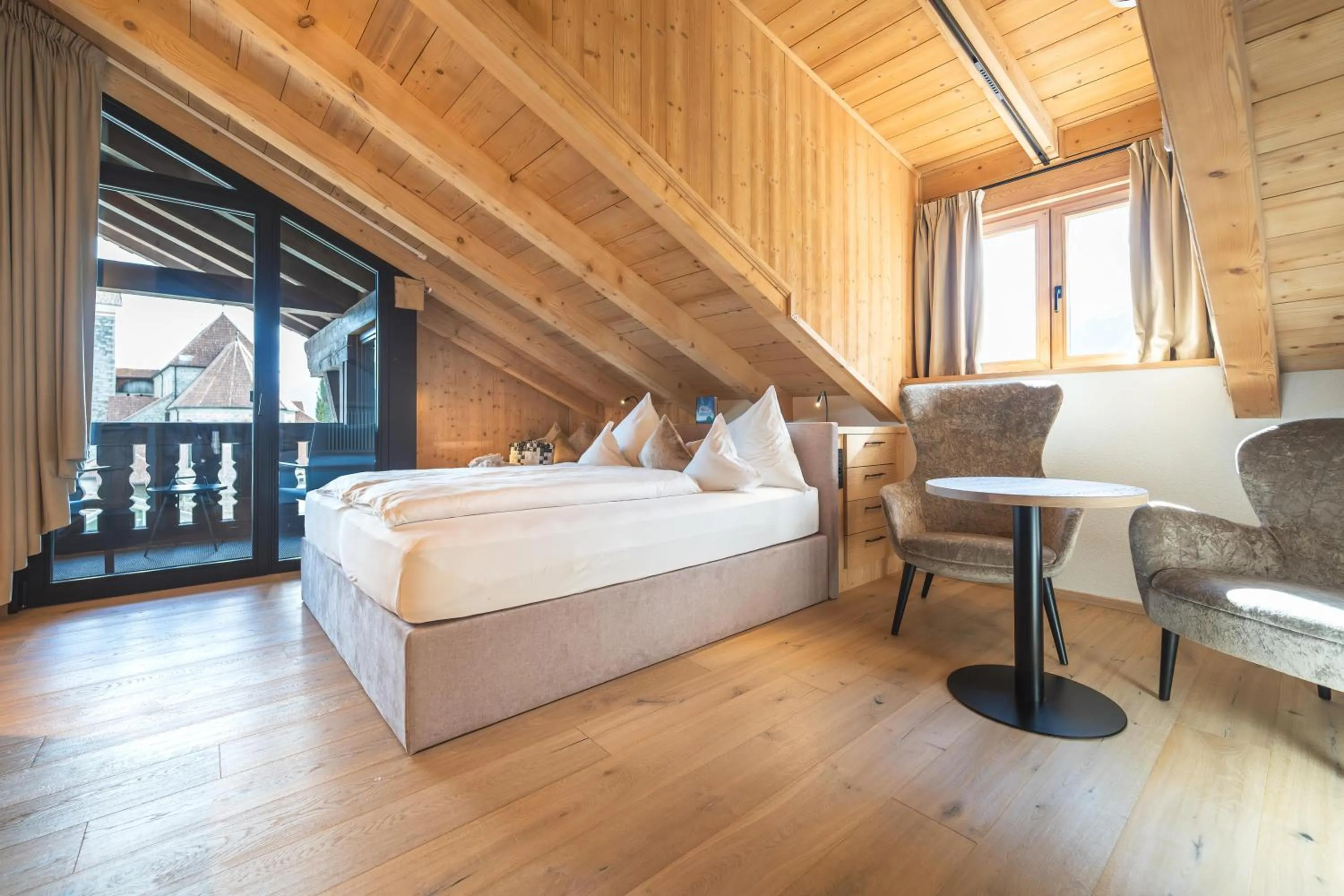 Bedroom, Bed in Hotel Schlosswirt