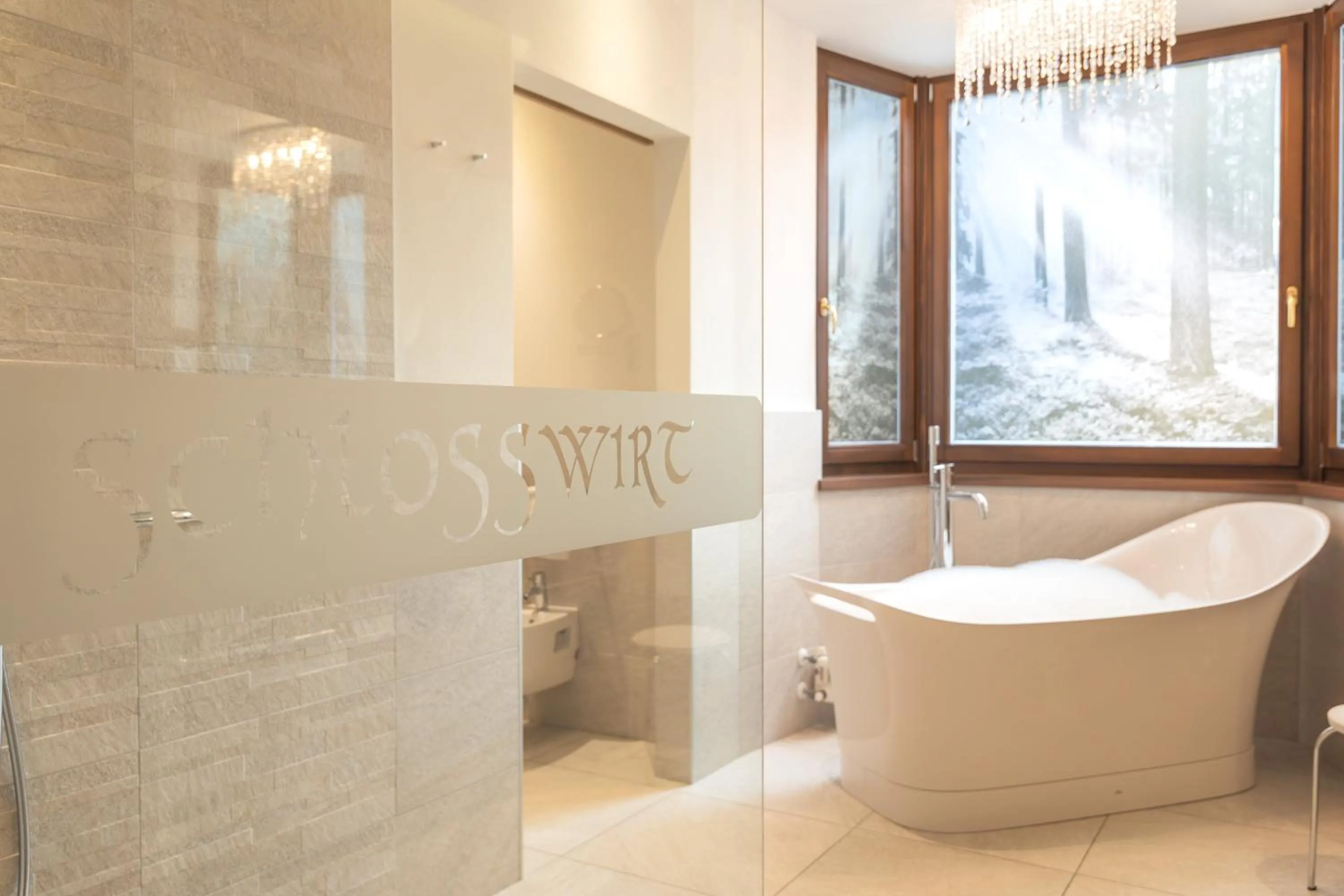 Bathroom in Hotel Schlosswirt