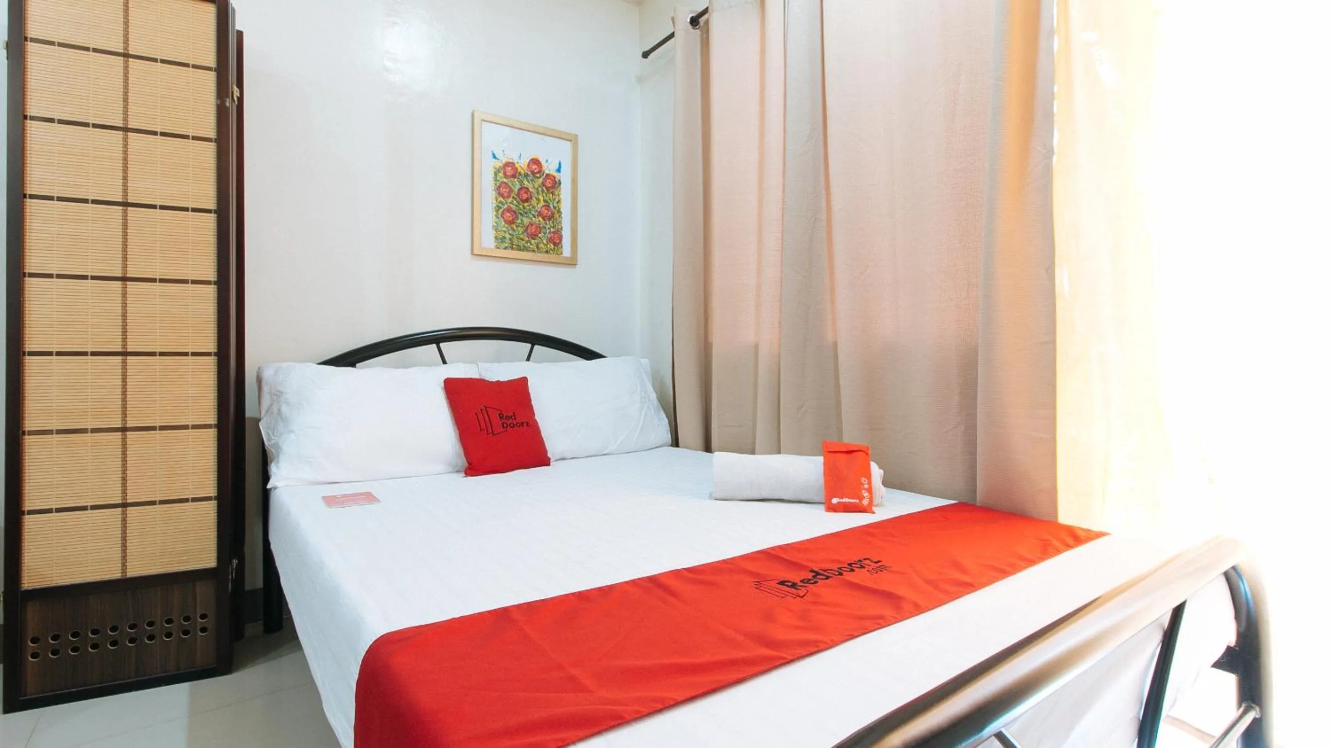 Bed in RedDoorz at Kassel Residences Parañaque