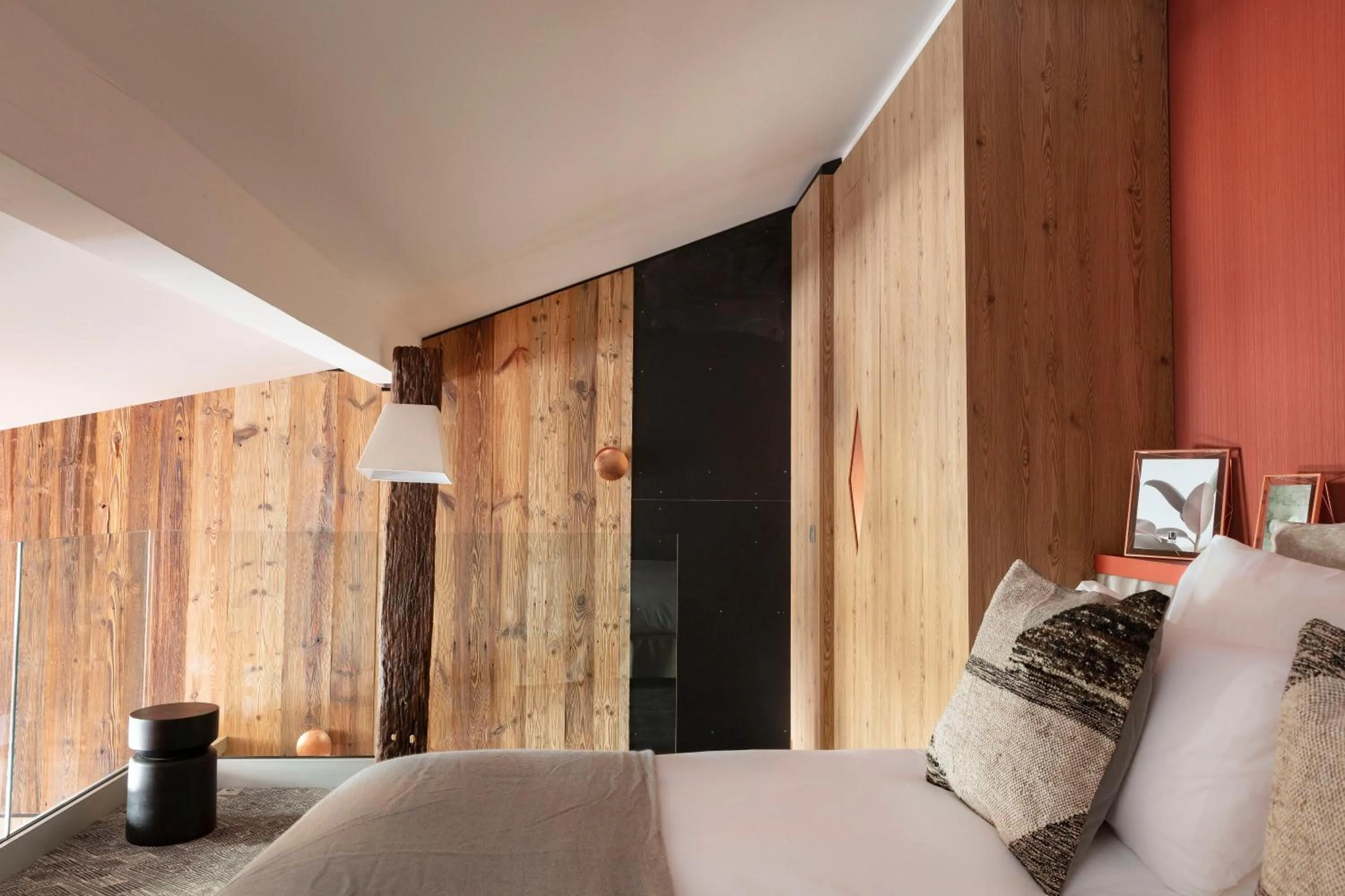 Bed in Grandes Rousses Hotel & Spa