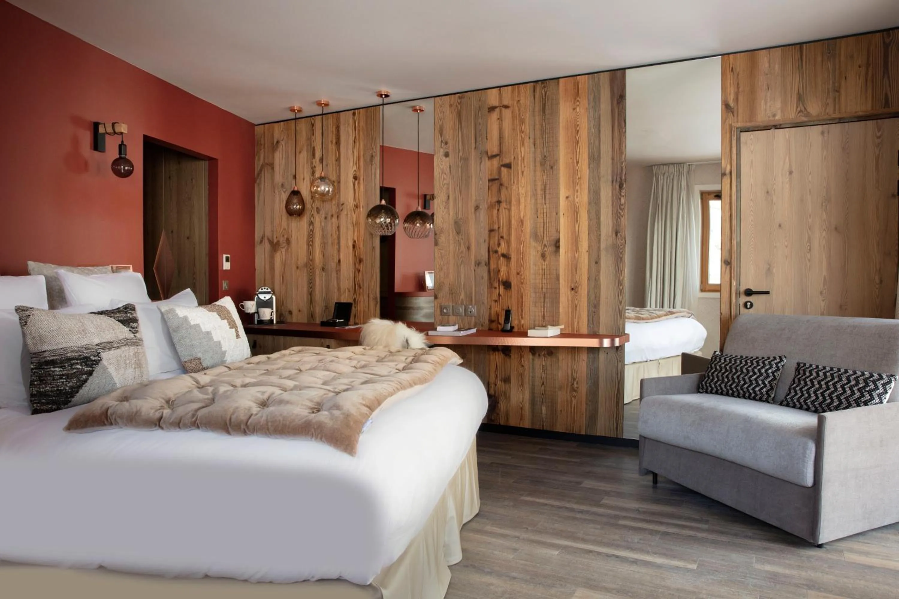 Bed in Grandes Rousses Hotel & Spa