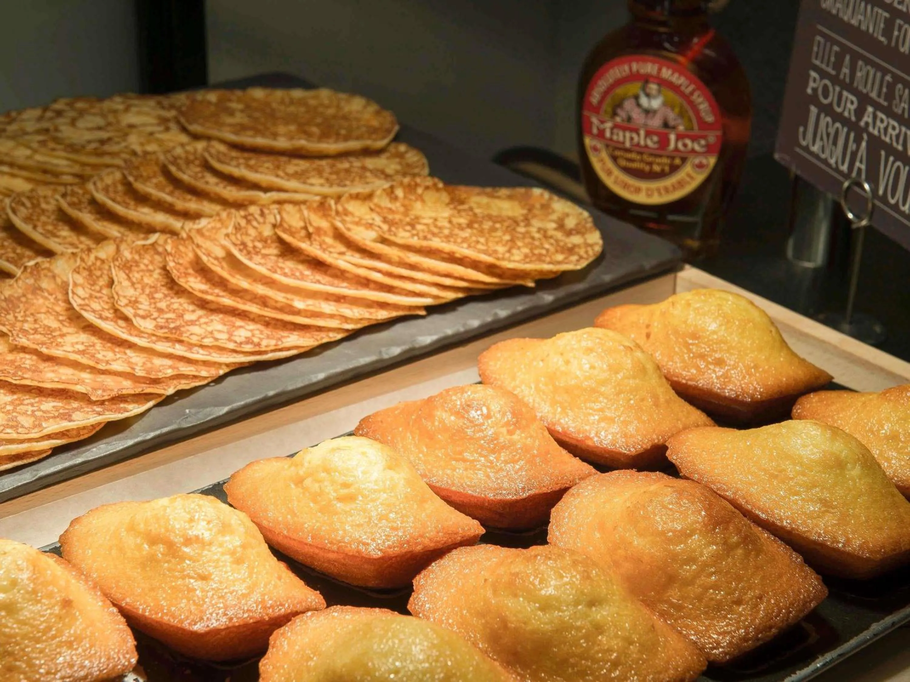 Breakfast in ibis Antibes Sophia-Antipolis