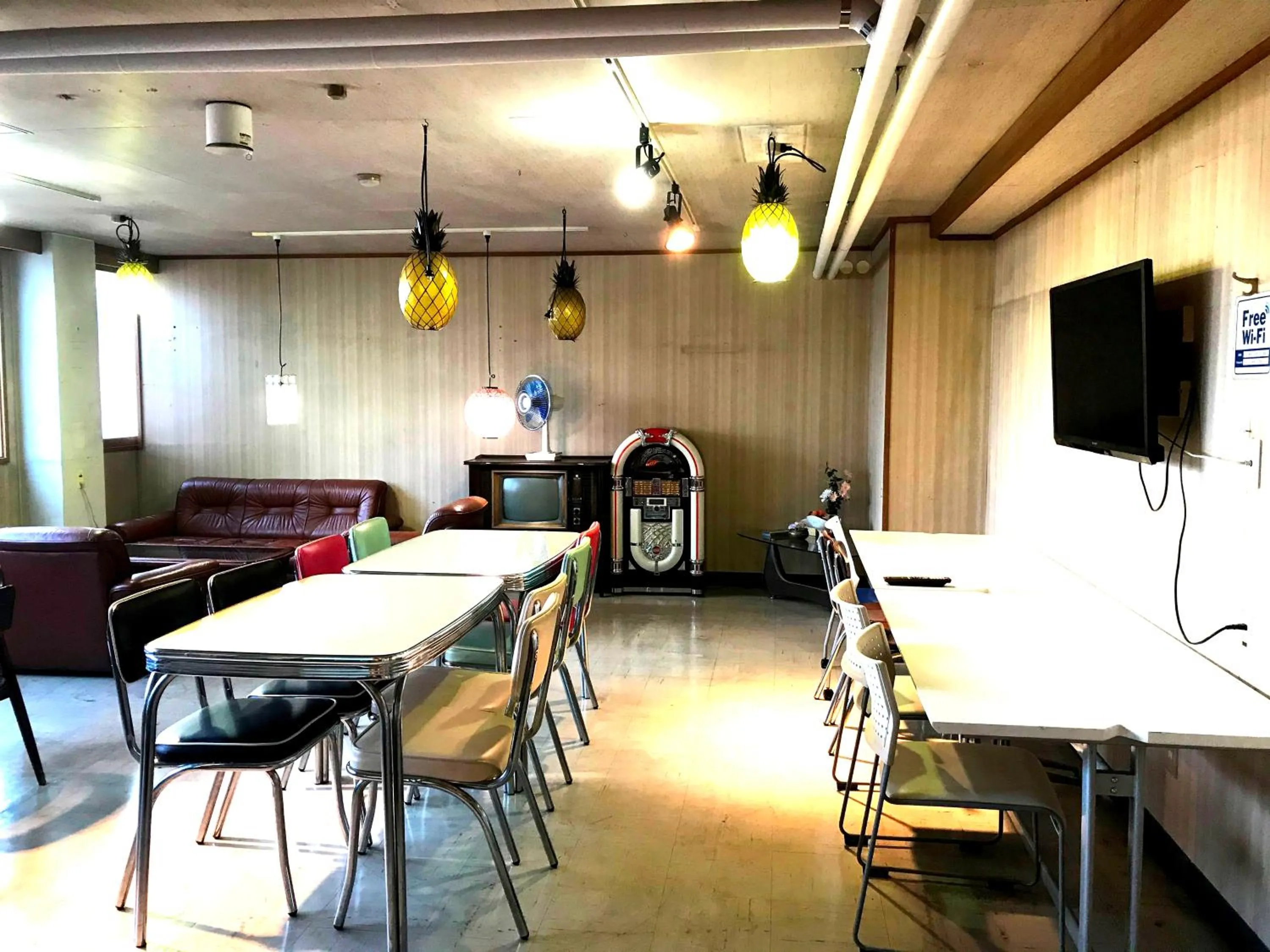 Communal lounge/ TV room in Clover House Sapporo
