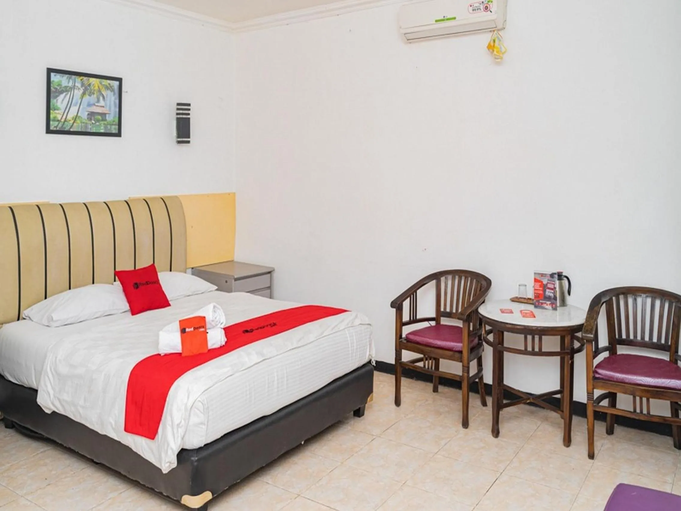 Photo of the whole room, Bed in RedDoorz Plus @ Cibogo Puncak 3