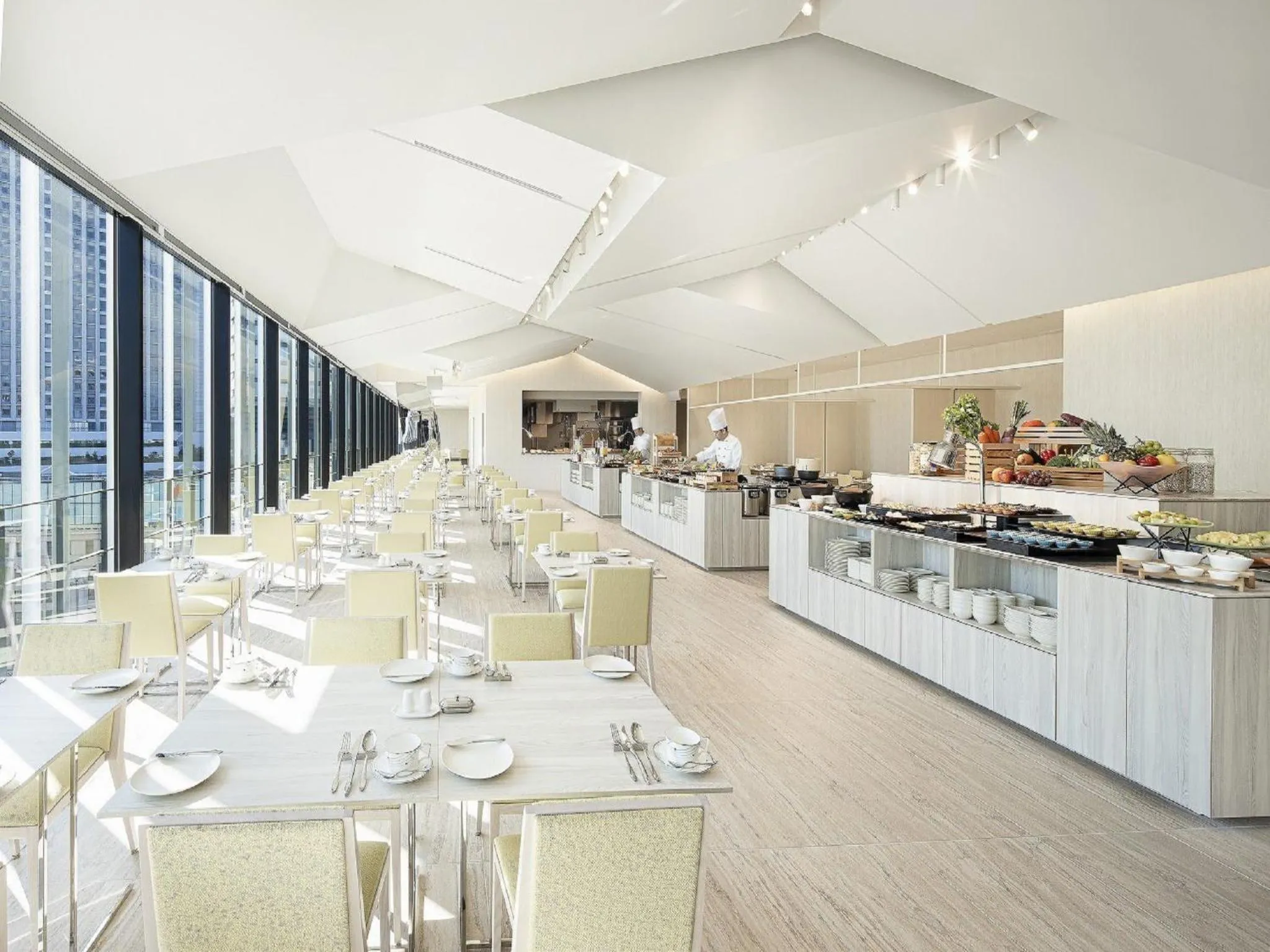 Restaurant/places to eat in Hotel Royal Classic Osaka