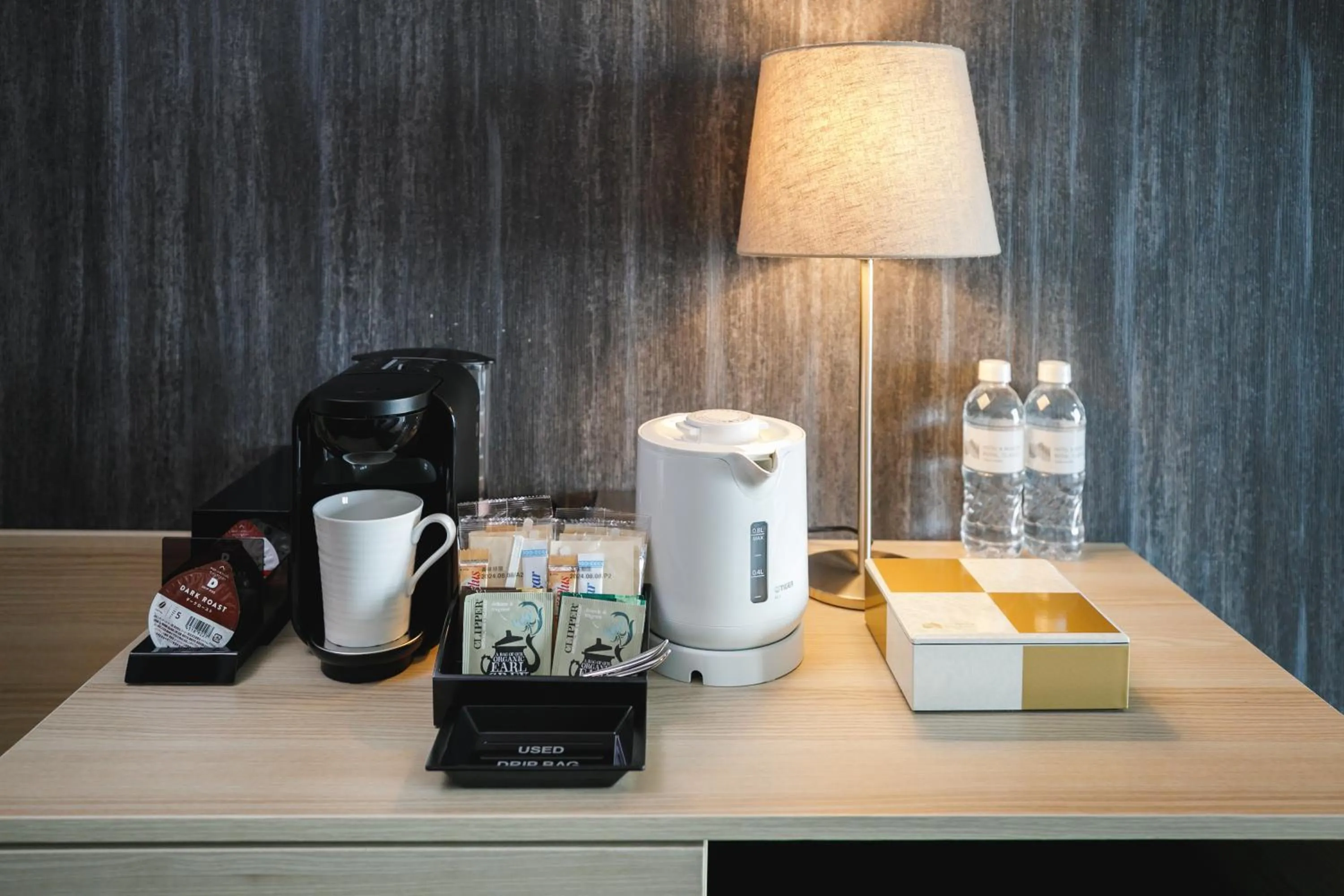 Coffee/tea facilities in Hotel Royal Classic Osaka