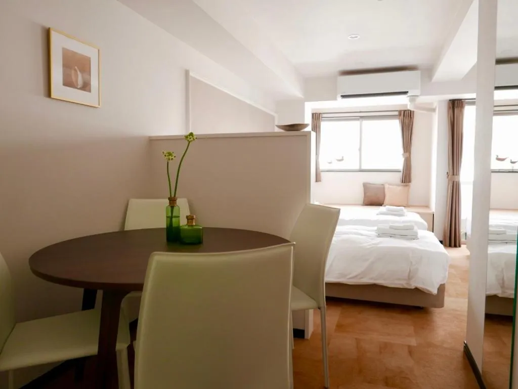 Living room, Bed in Tokyo Sakurako Hatchobori