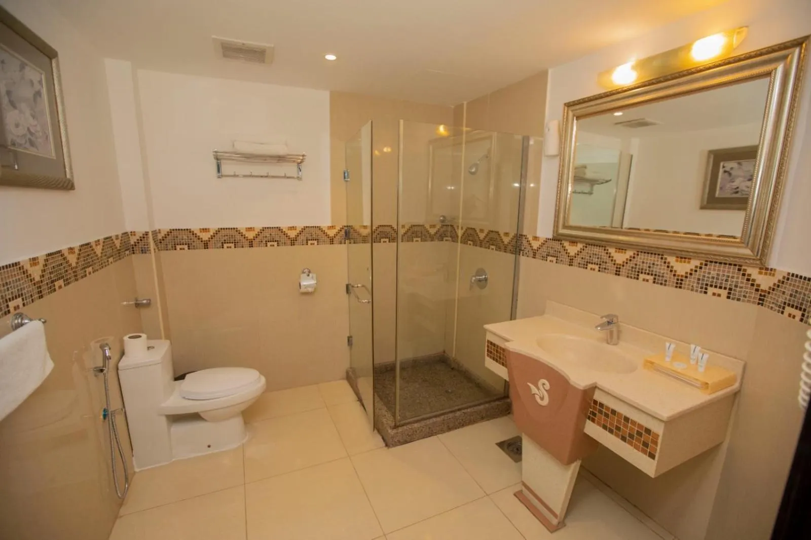 Sanam Hotel Suites - Riyadh