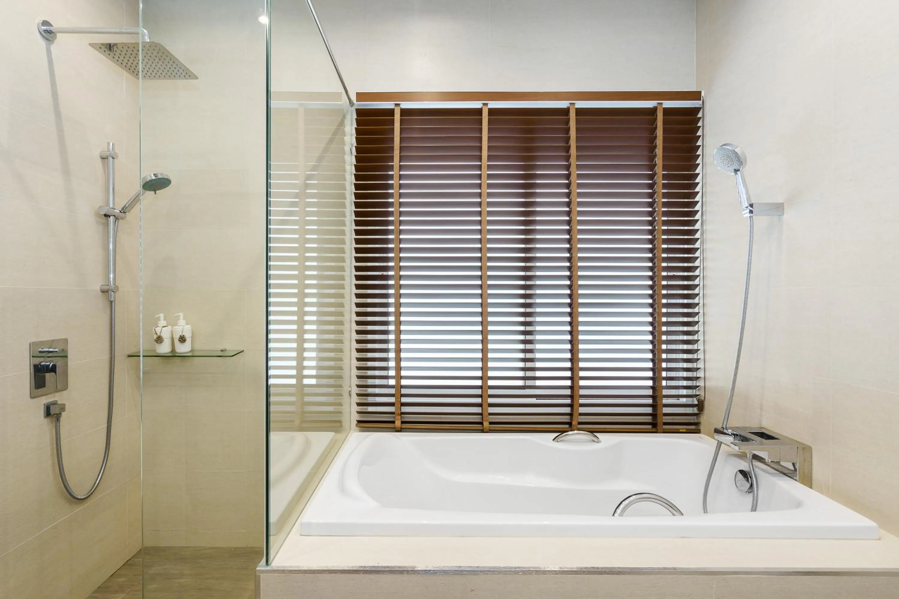 Bathroom in Luxury Pool Villa A14 3BR 6-8 Persons