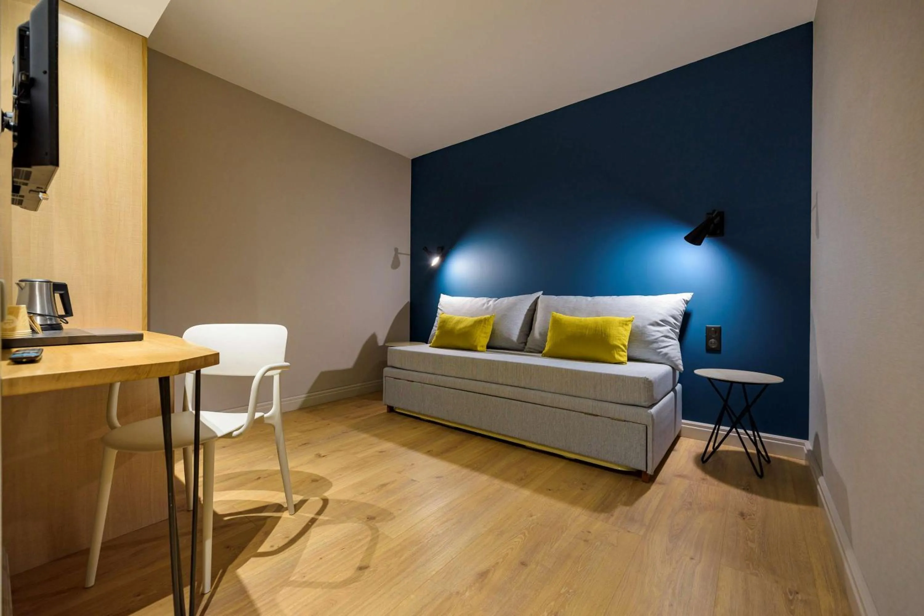 Photo of the whole room, Bed in Best Western Montecristo-Bastia