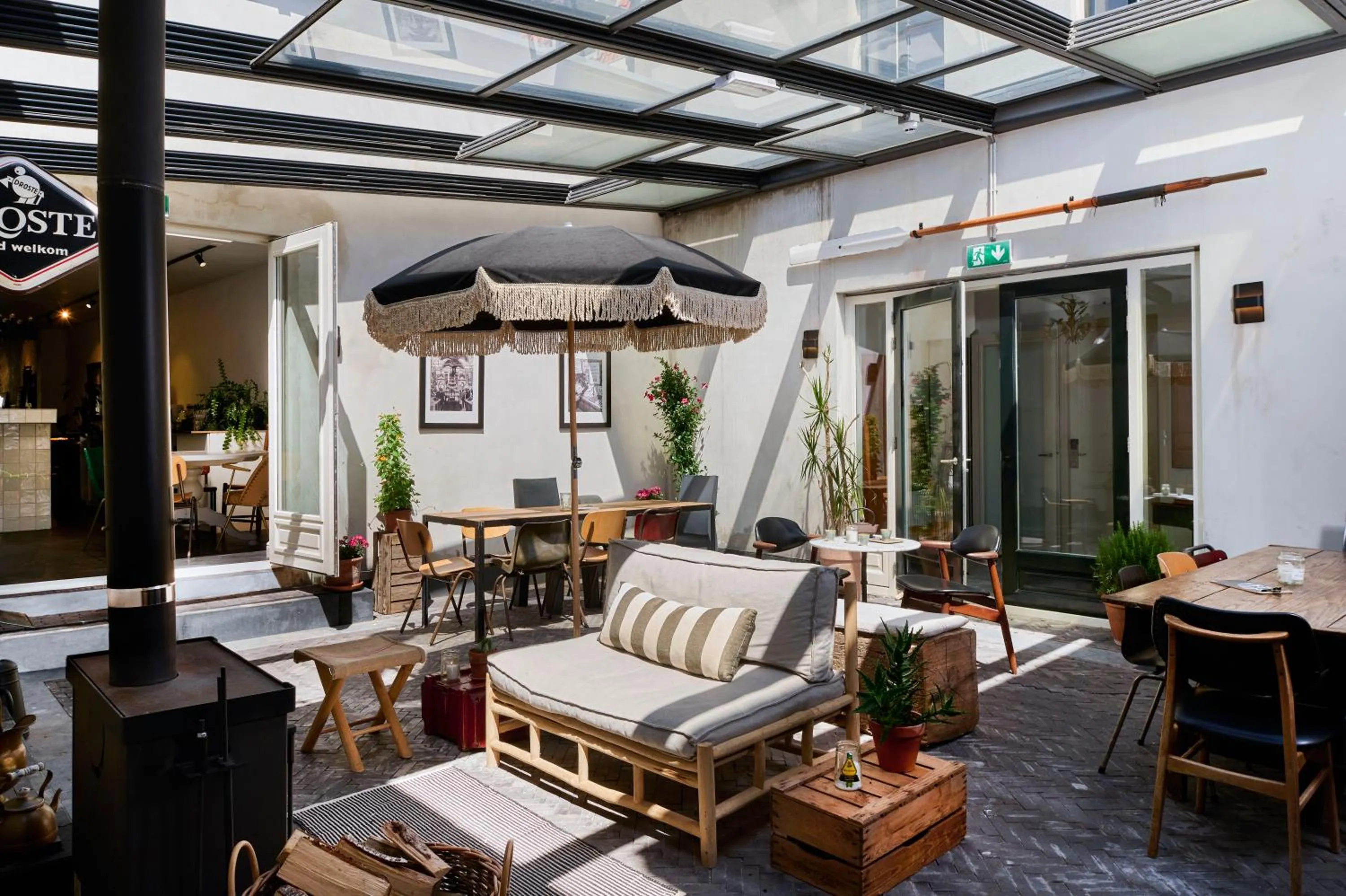 Property building in Hello I'm Local - Boutique Hostel