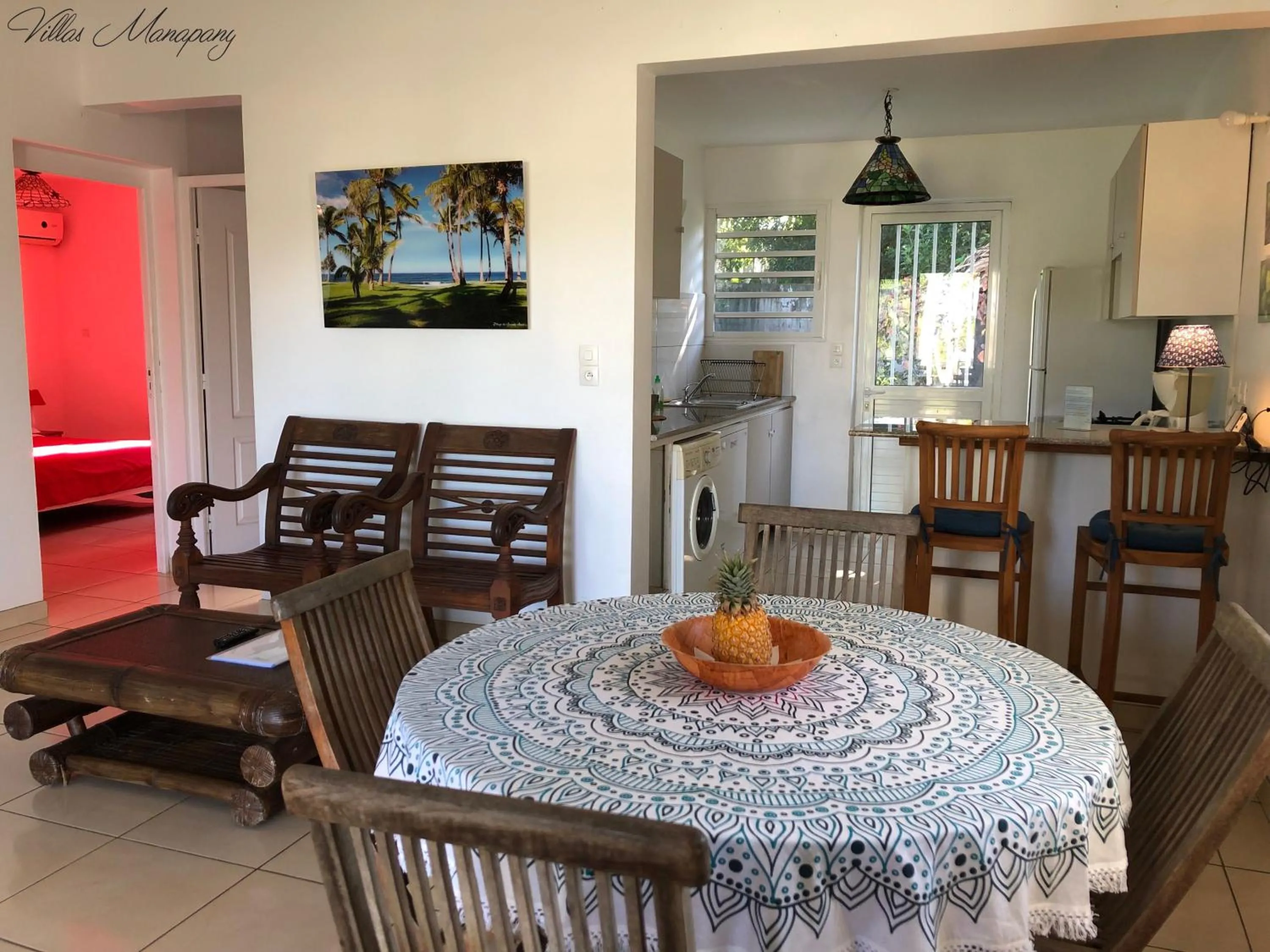 Lounge or bar in Villas Manapany