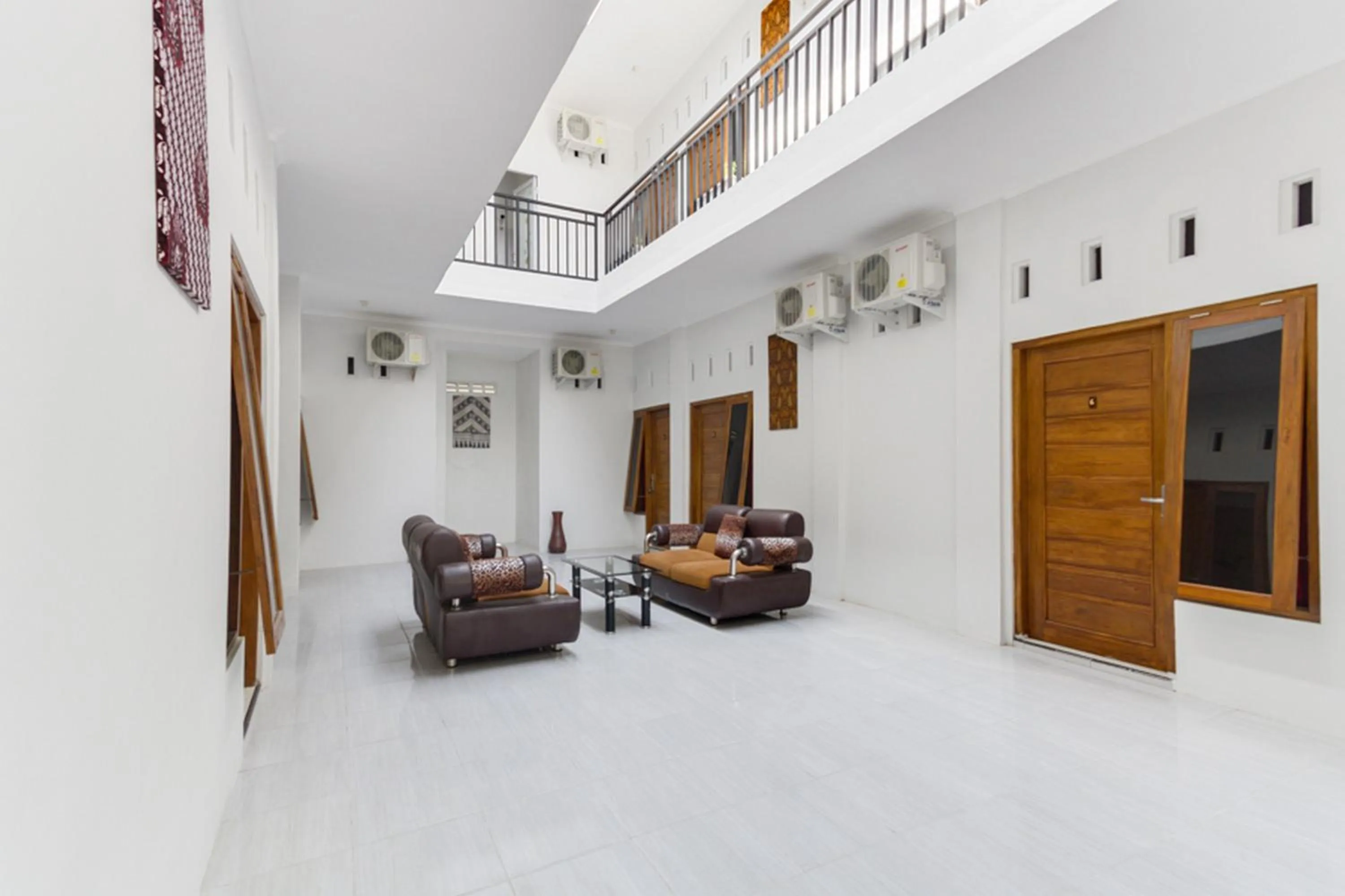 Property logo or sign in RedDoorz near Pascasarjana UGM 2