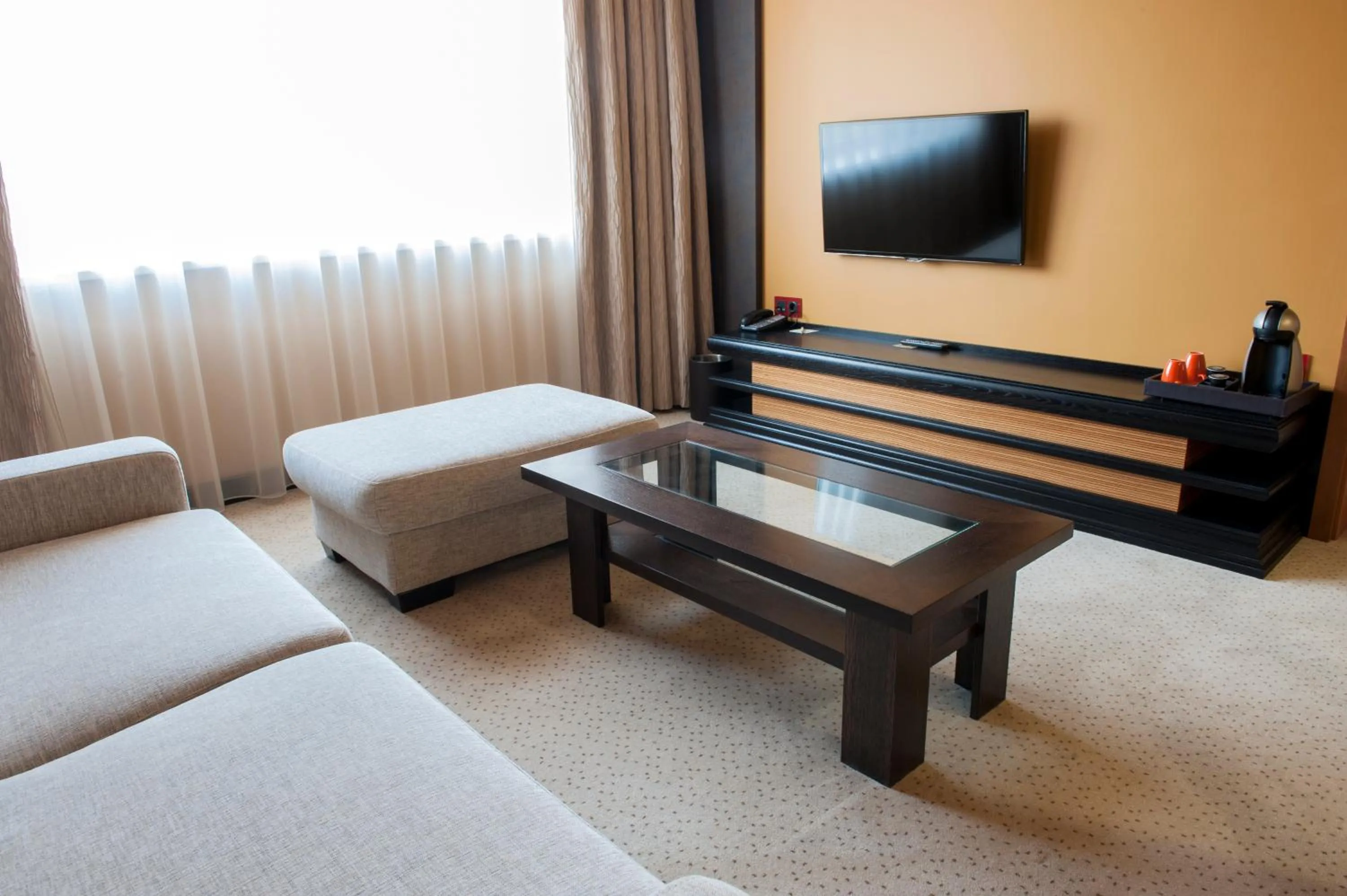 Living room in Four Points by Sheraton Kecskemet Hotel and Conference Center