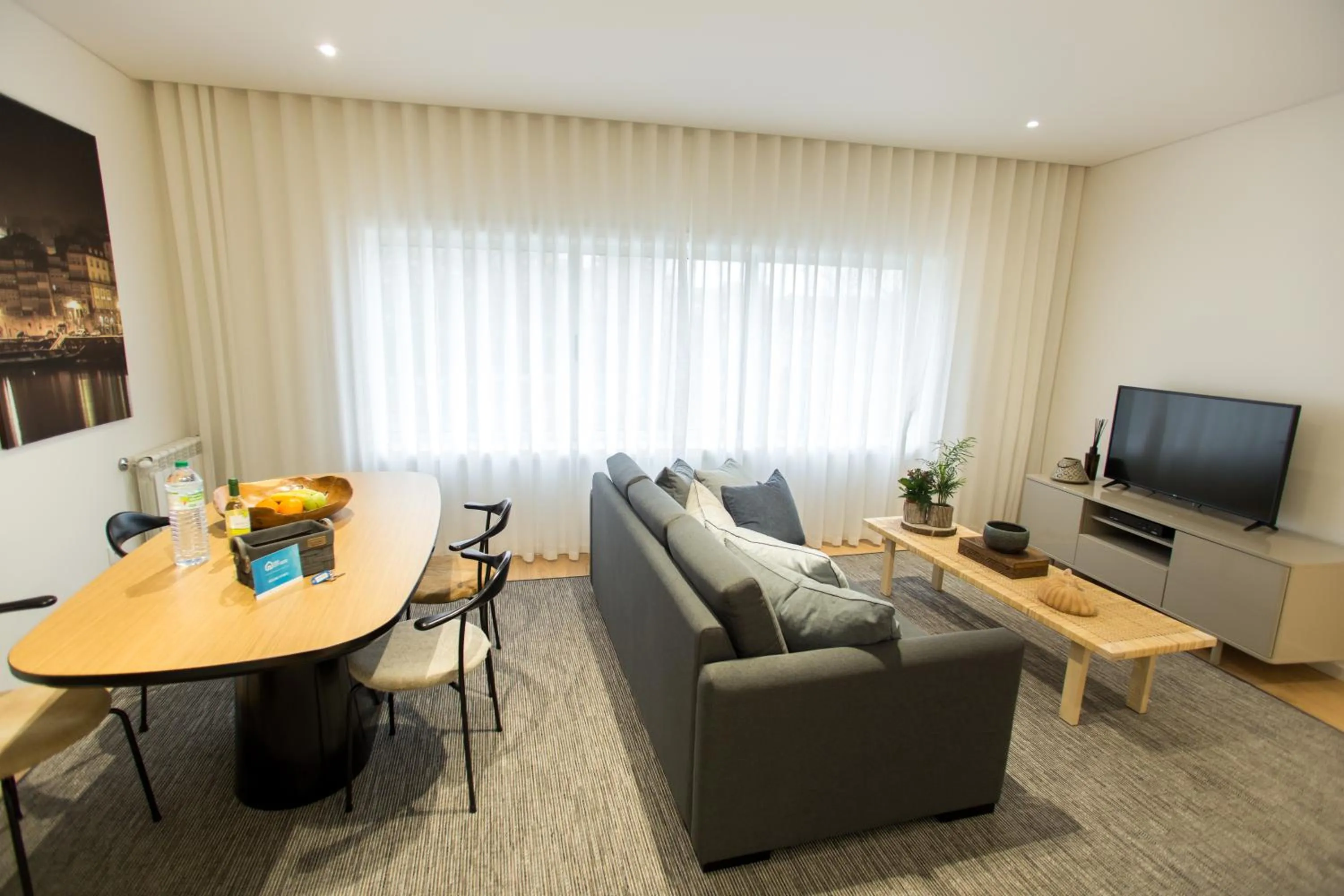 Ninon- Premium Trindade by Porto City Hosts