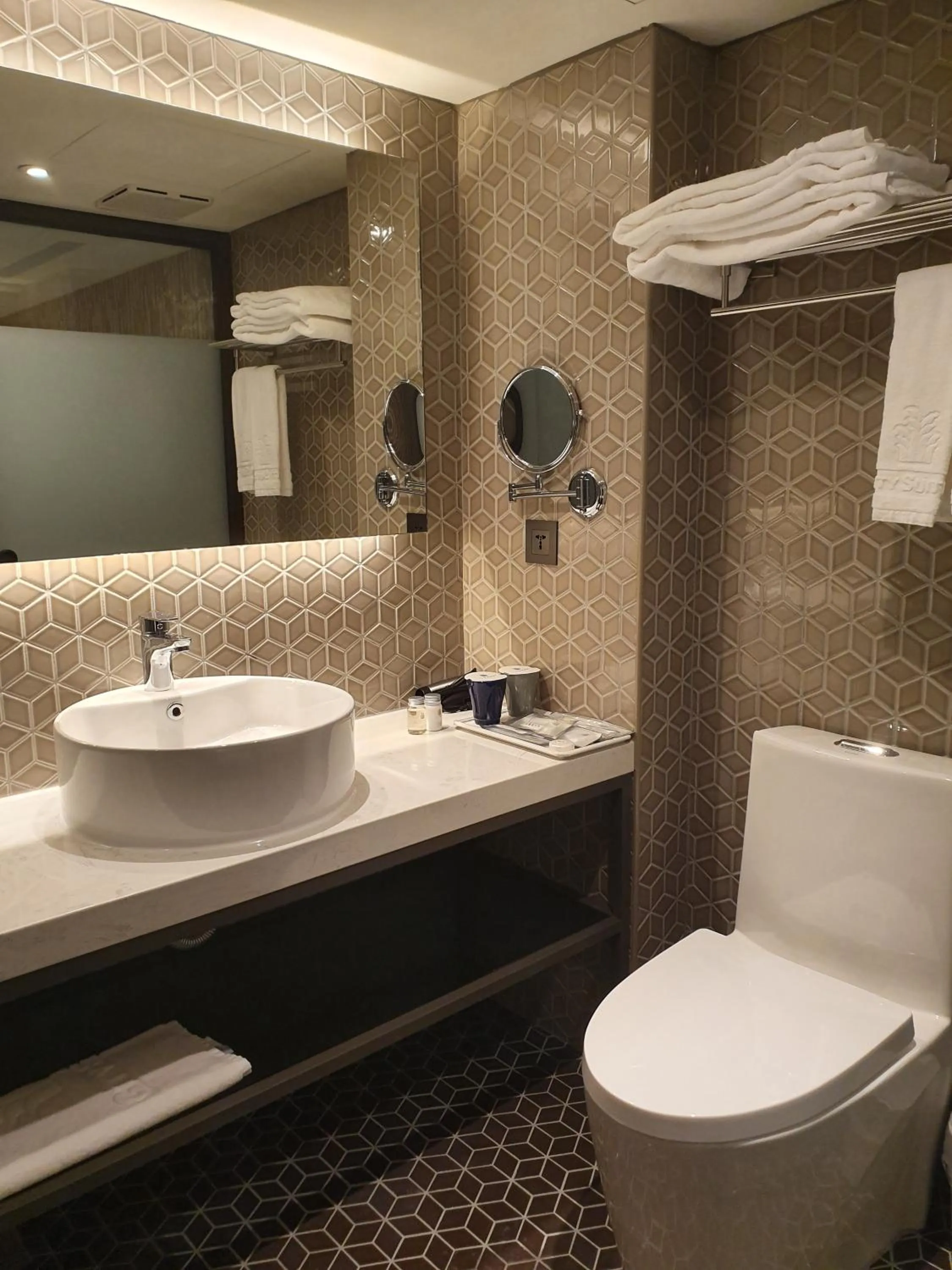 City Suites - Taoyuan Station