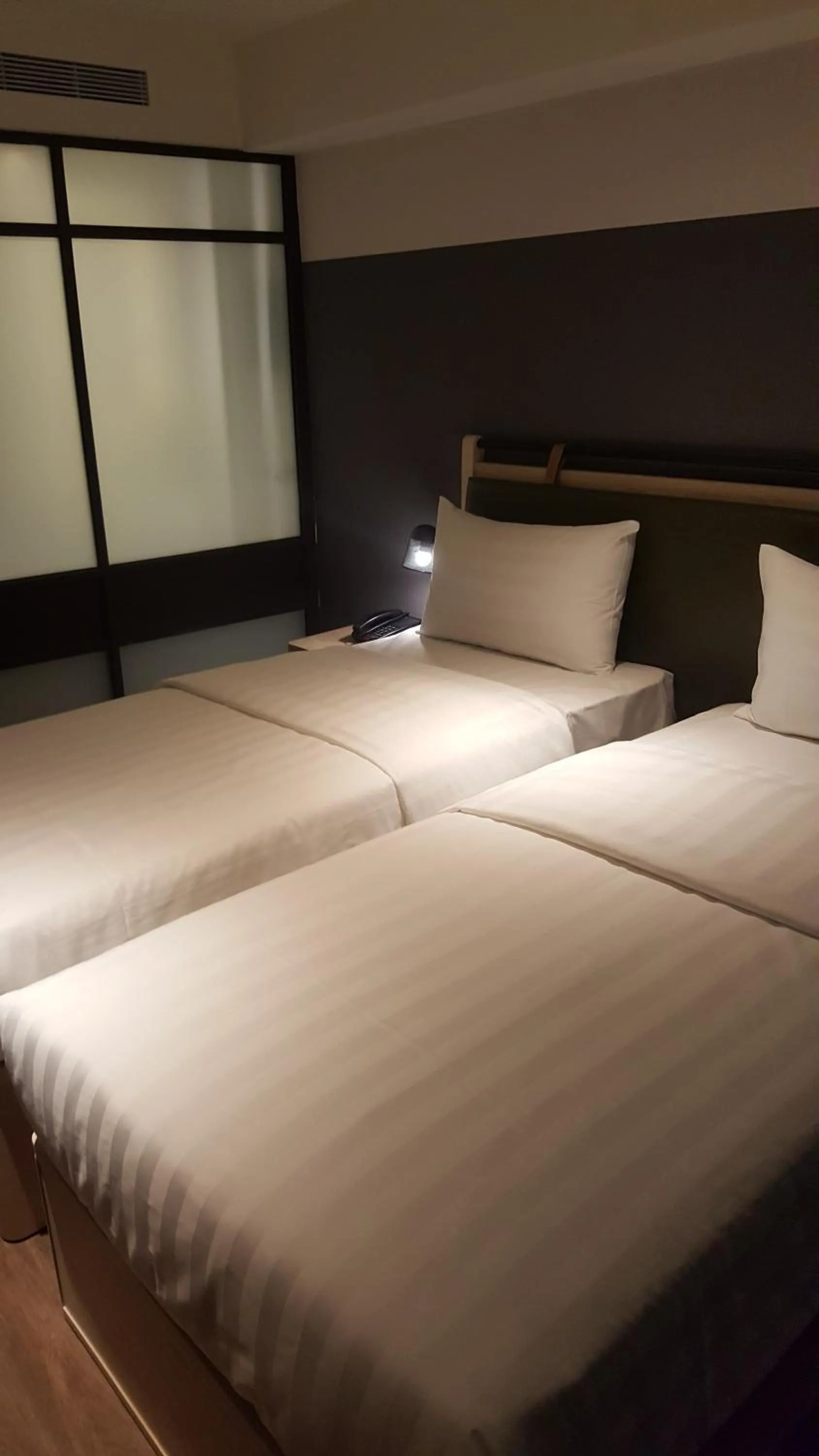 Bed in City Suites - Taoyuan Station