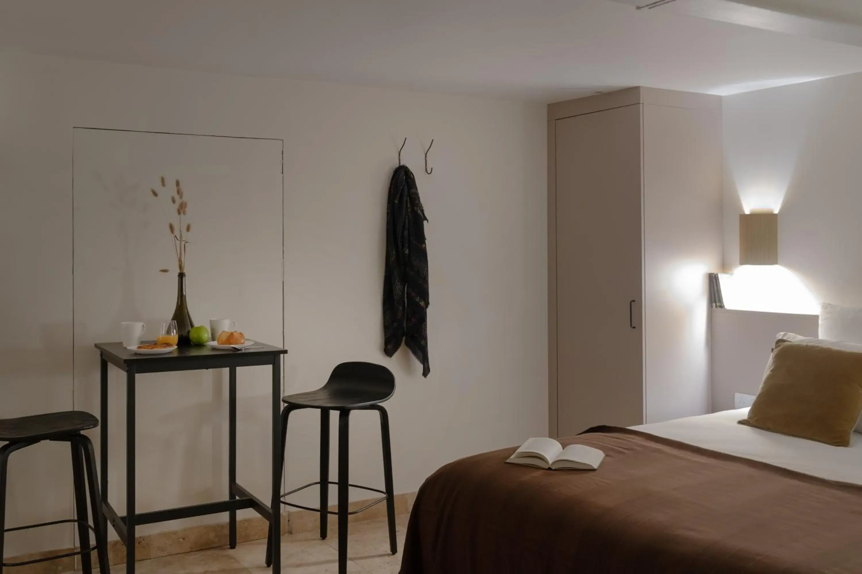 Suite Junior "Velours" in MiHotel Le Gourguillon Suite Junior "Velours" in MiHotel Le Gourguillon