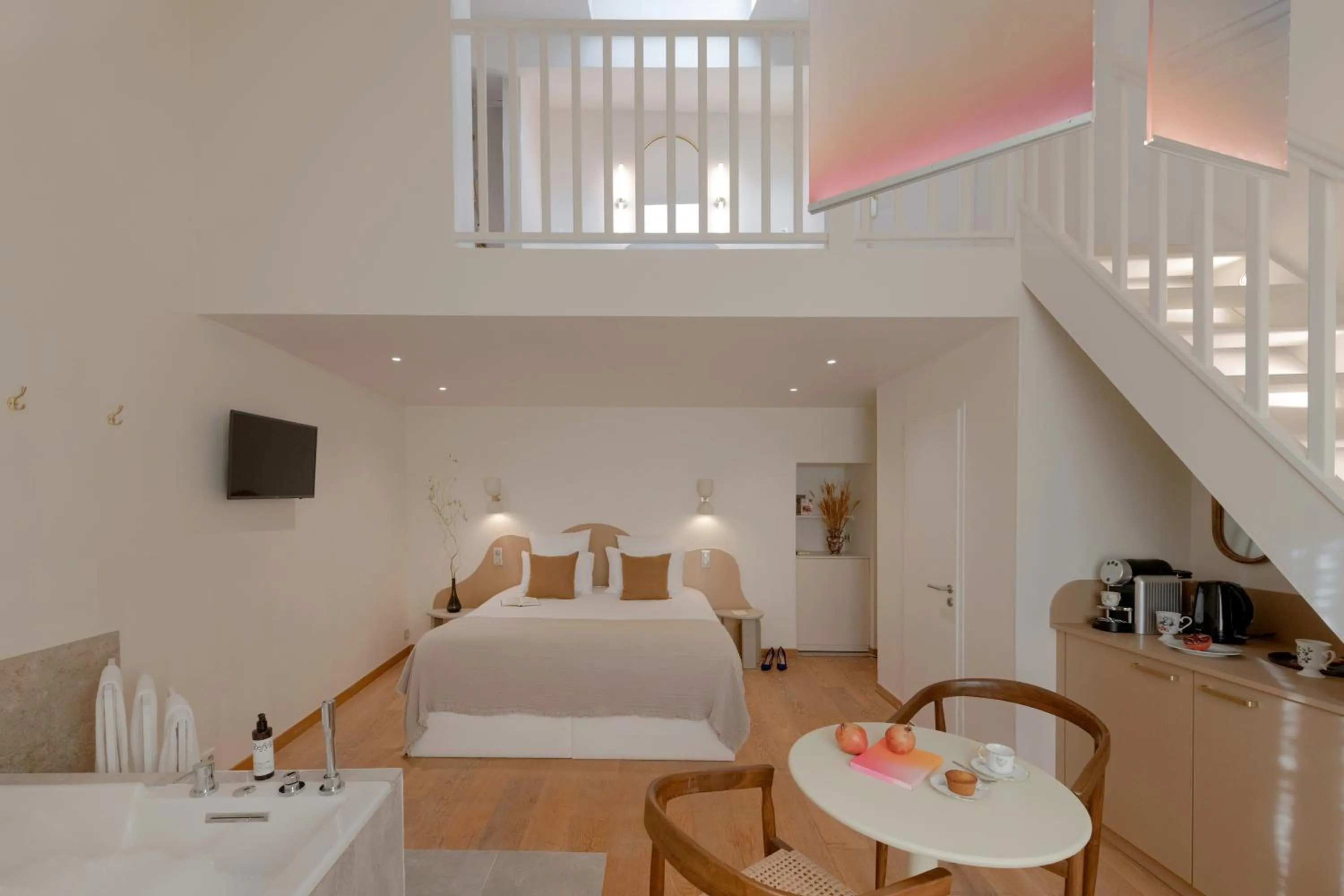 Bed in MiHotel Le Gourguillon