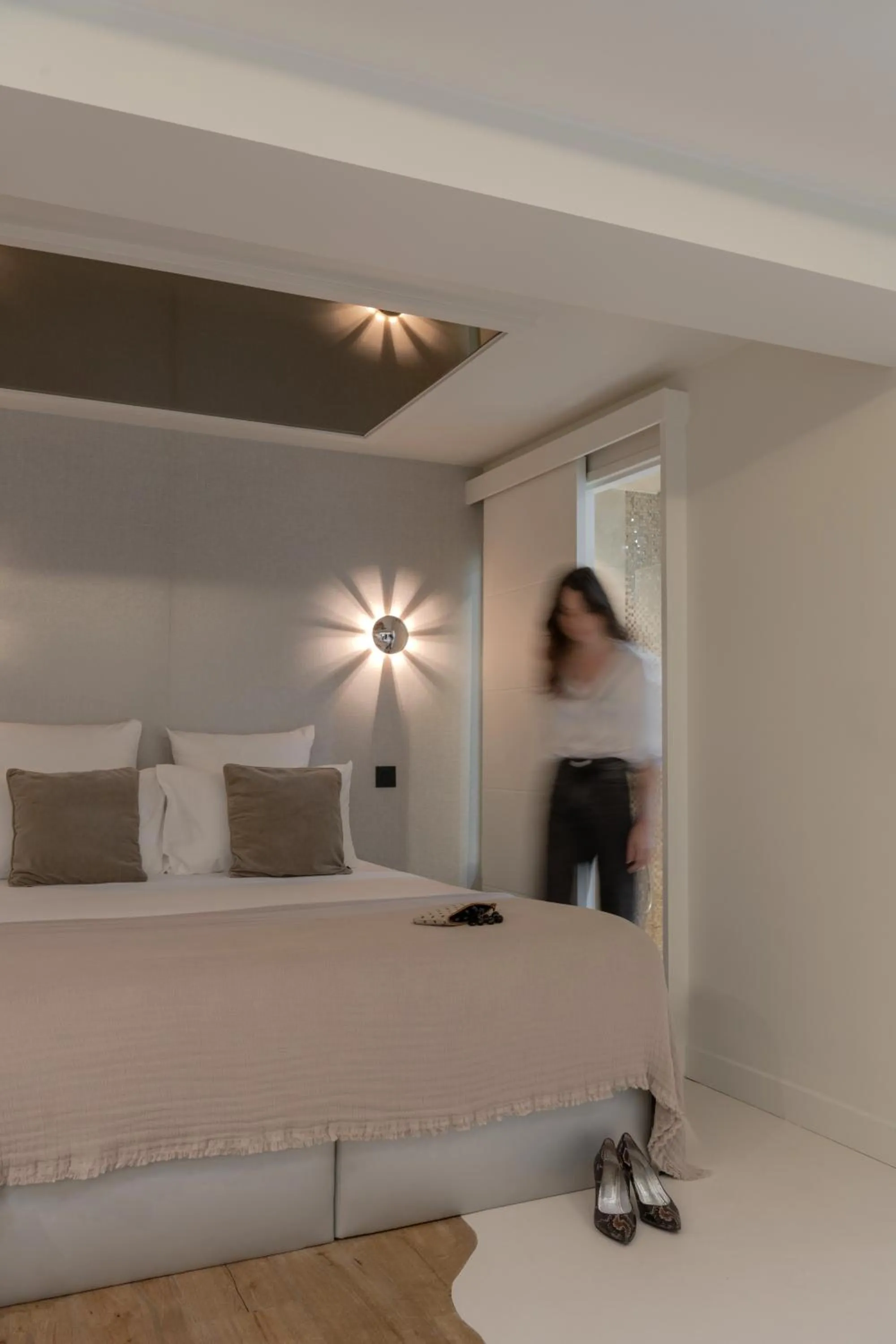 Bed in MiHotel Le Gourguillon