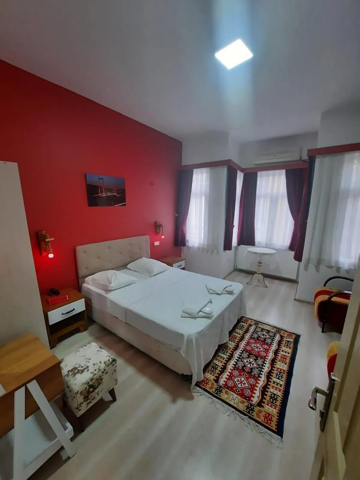 Massage, Bed in Masal Hotel