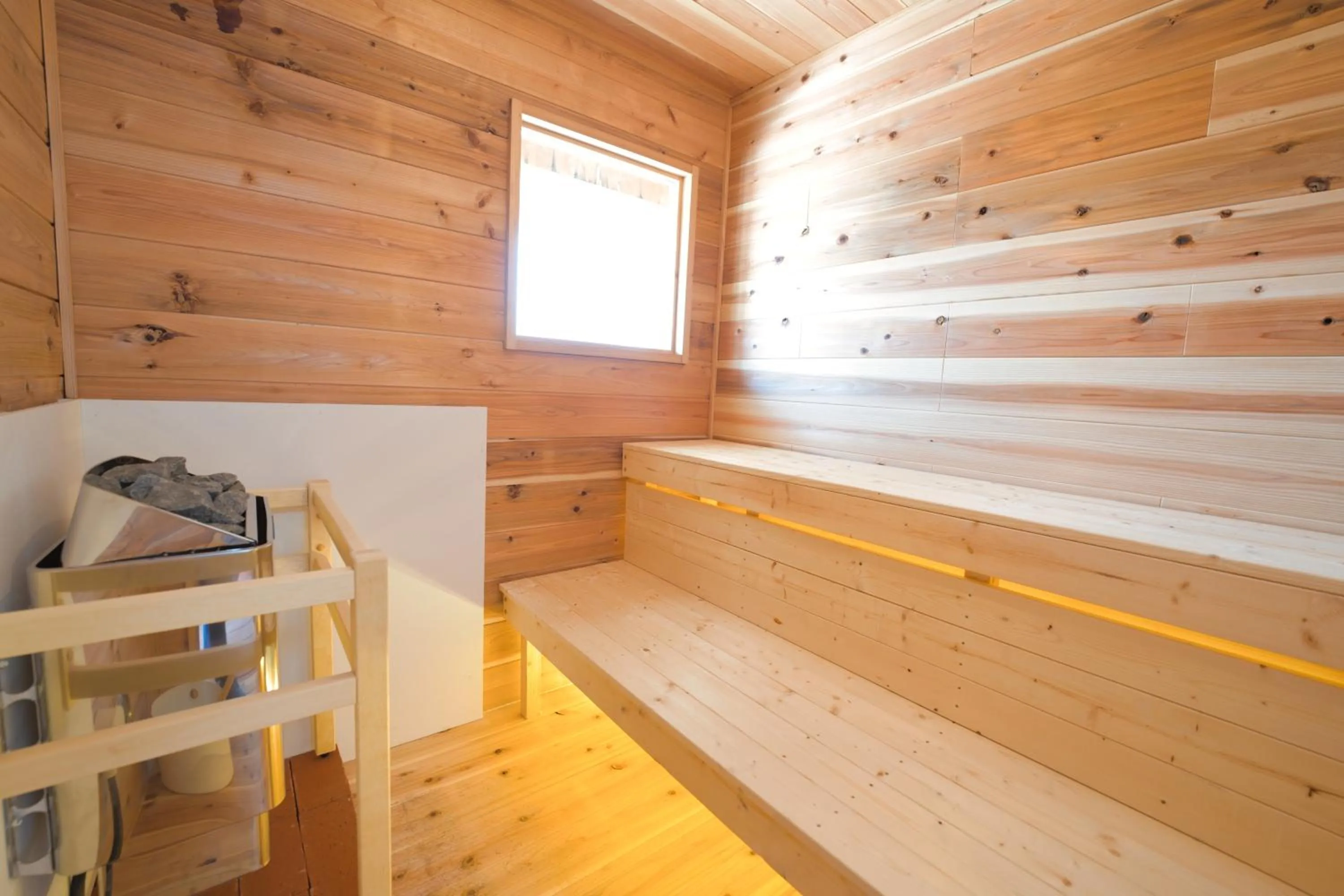 Sauna in LAKE TOYA Great view log cabin