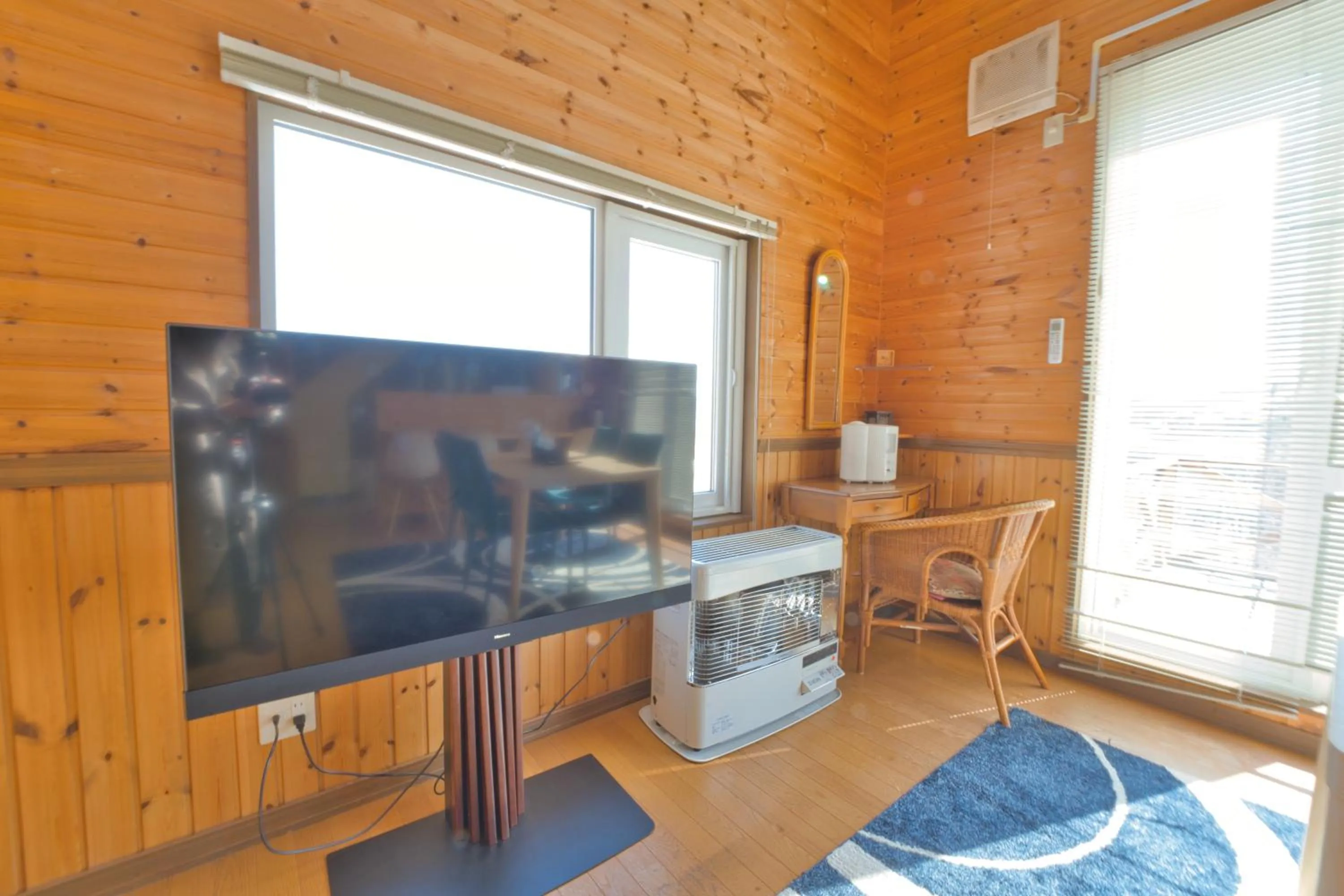 Living room in LAKE TOYA Great view log cabin