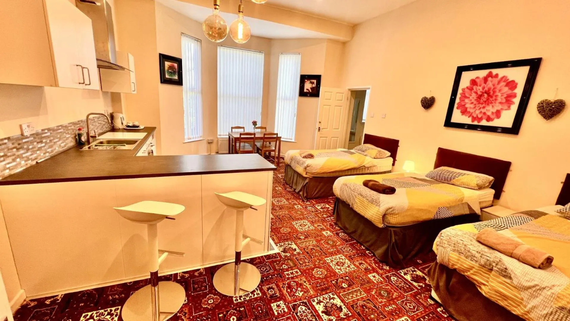 Bed in Castle Lodge Guest House 86-88 Sheil Rd L6 3AF