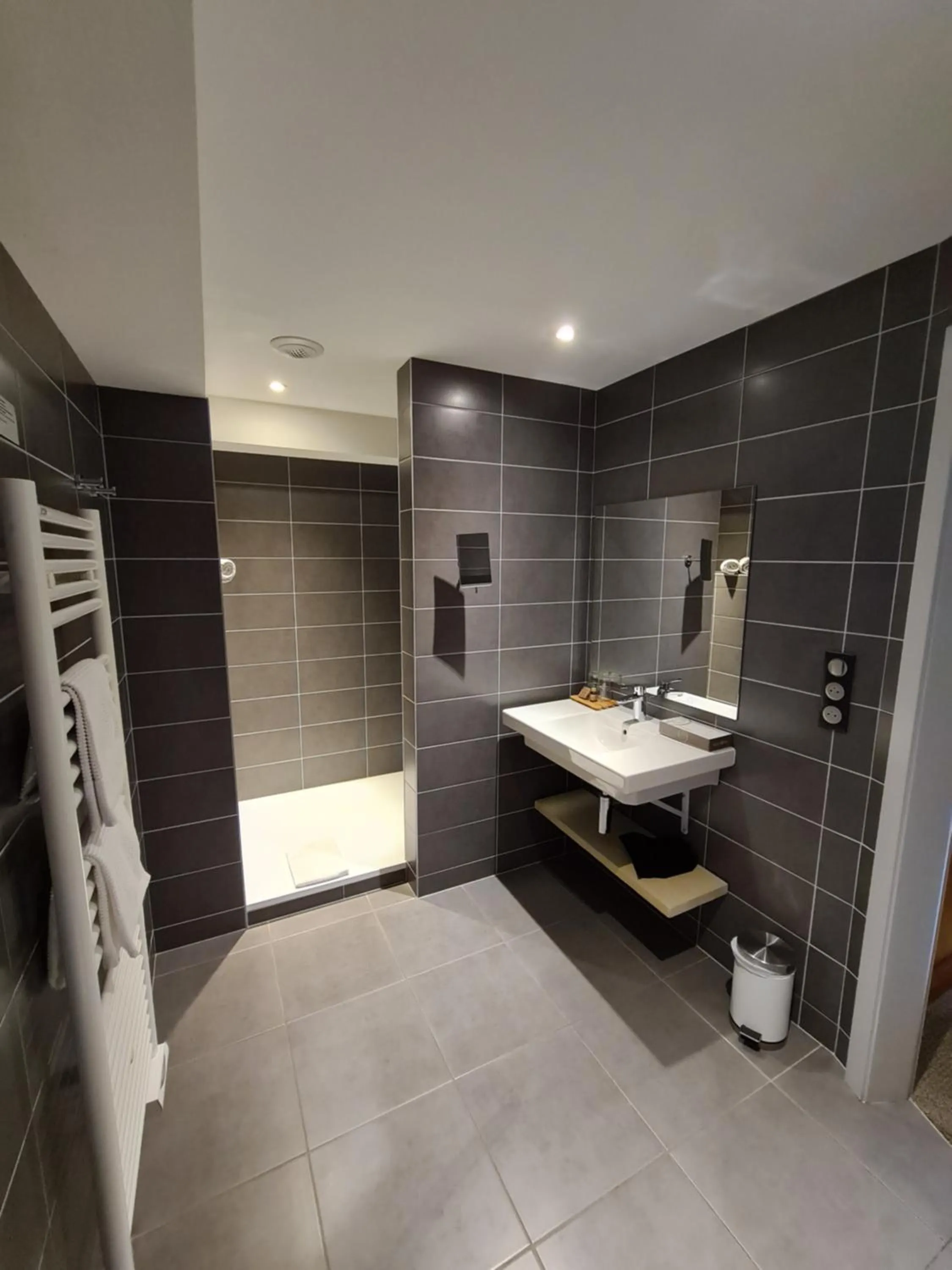 Bathroom in Maison Jenny Hotel Restaurant & Spa