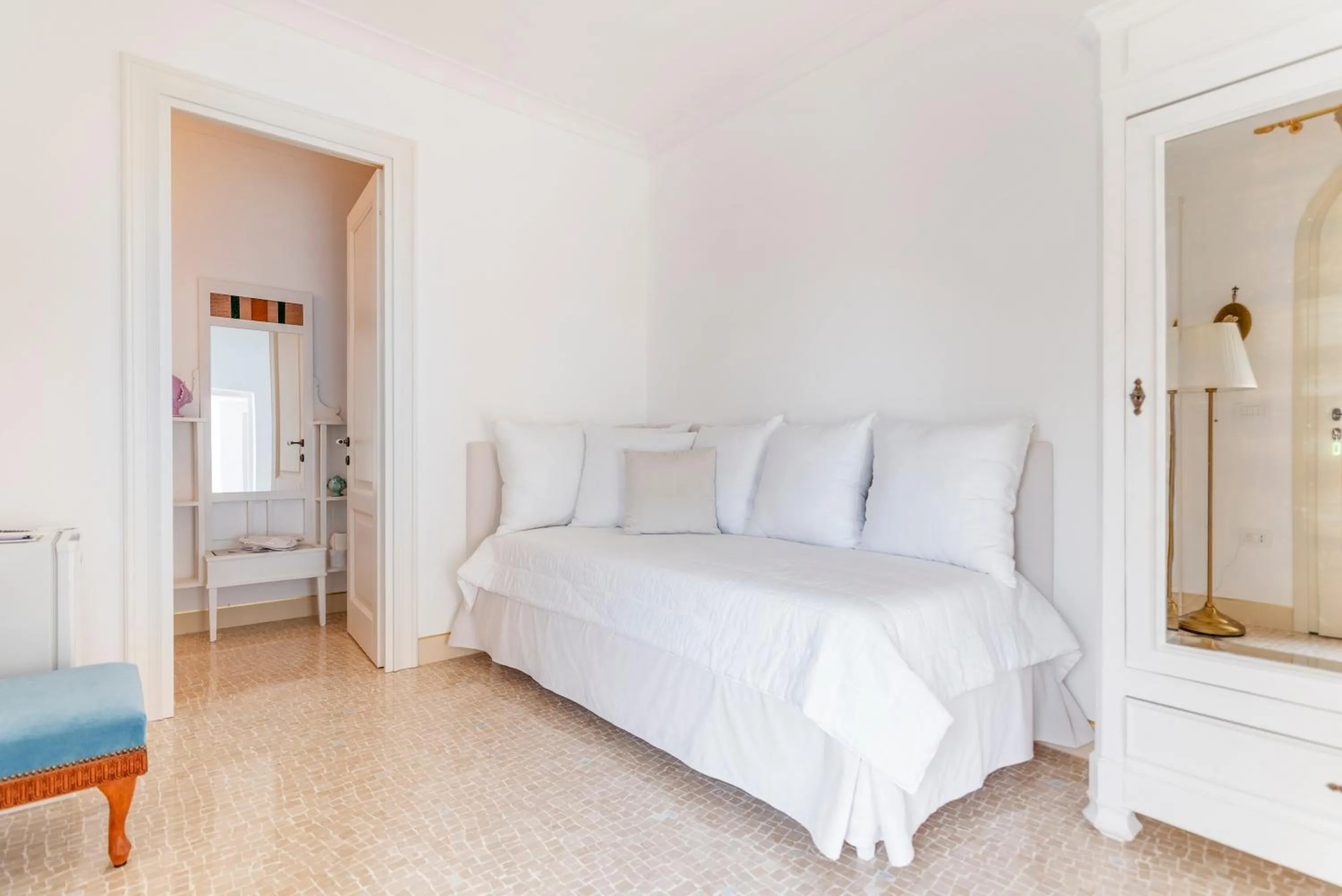 Living room, Bed in Relais Carlo Alberto