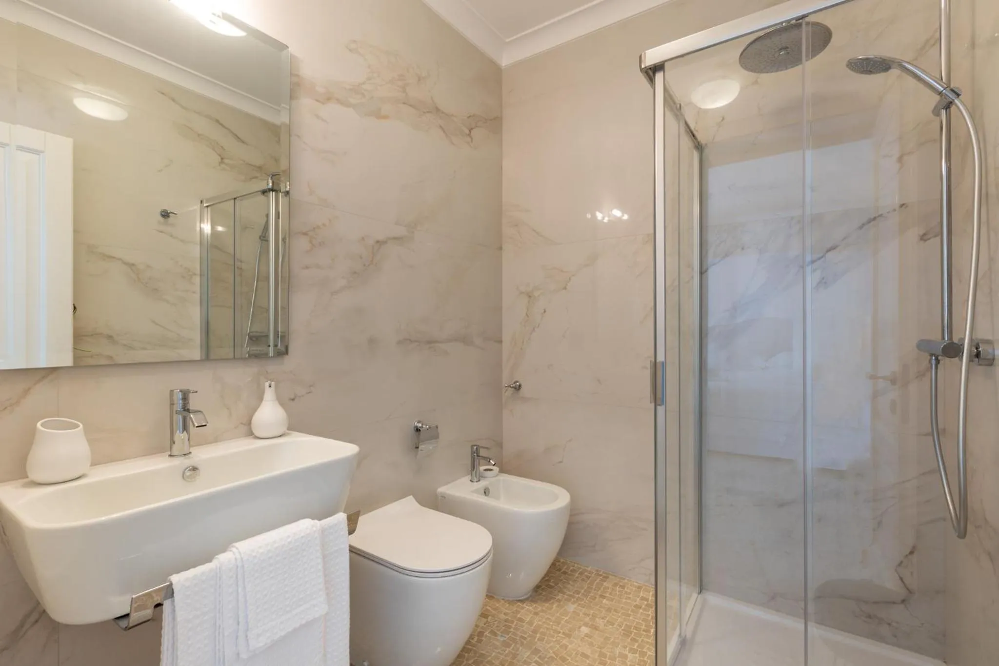 Shower in Relais Carlo Alberto