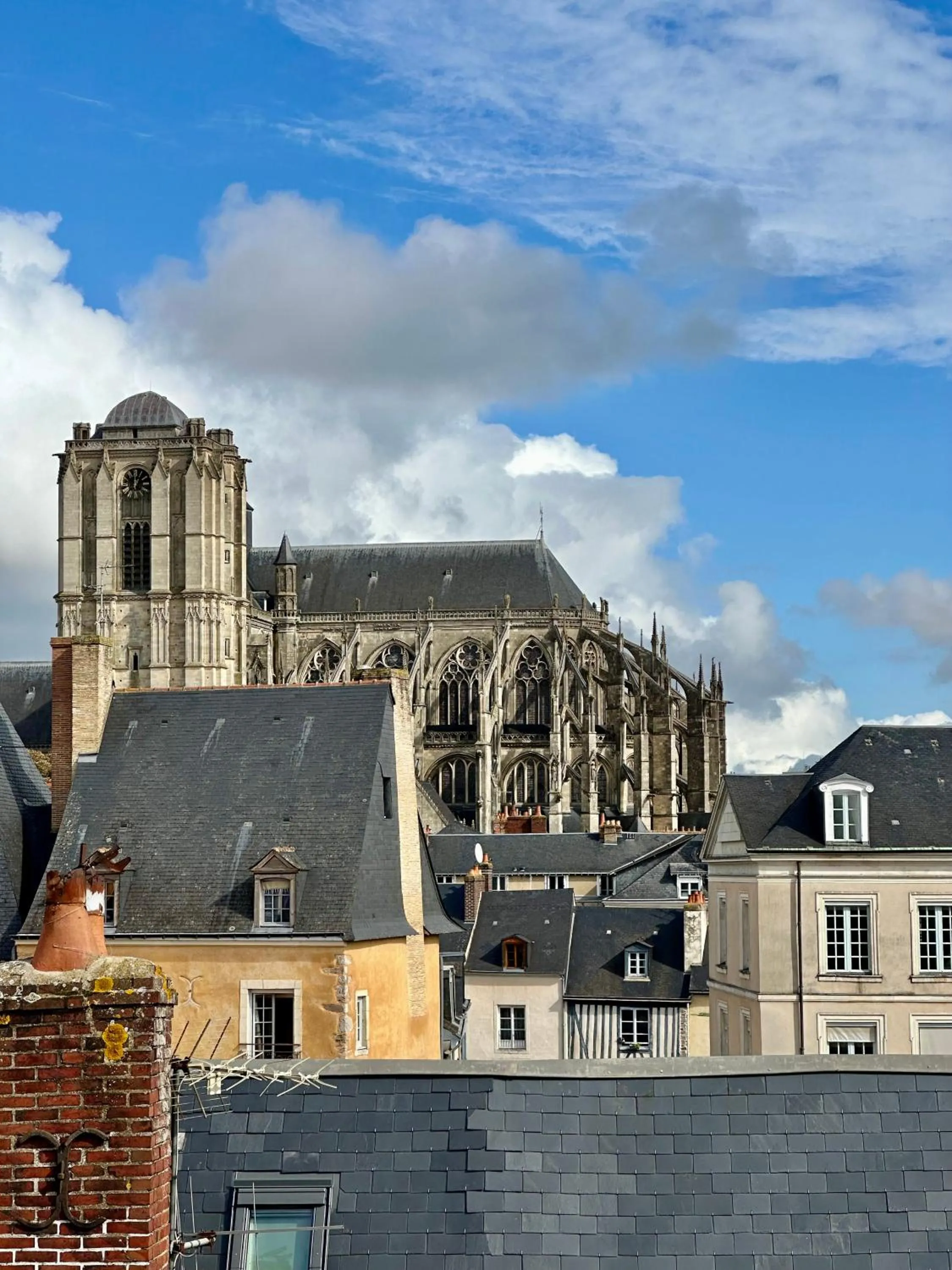 Landmark view in Logis Saint-Flaceau