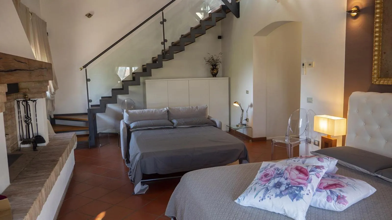 Photo of the whole room in Villa Matildis