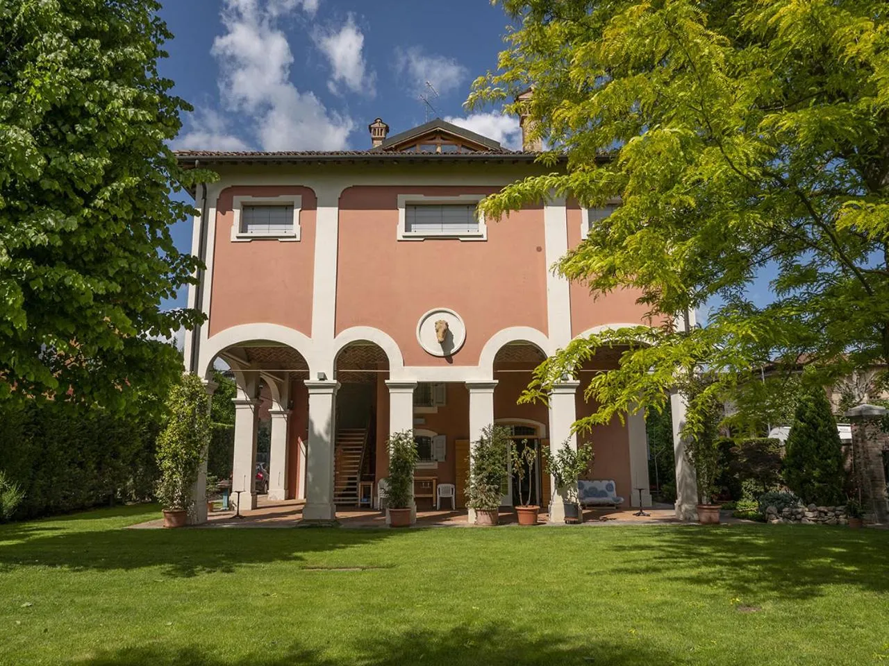 Property building in Villa Matildis