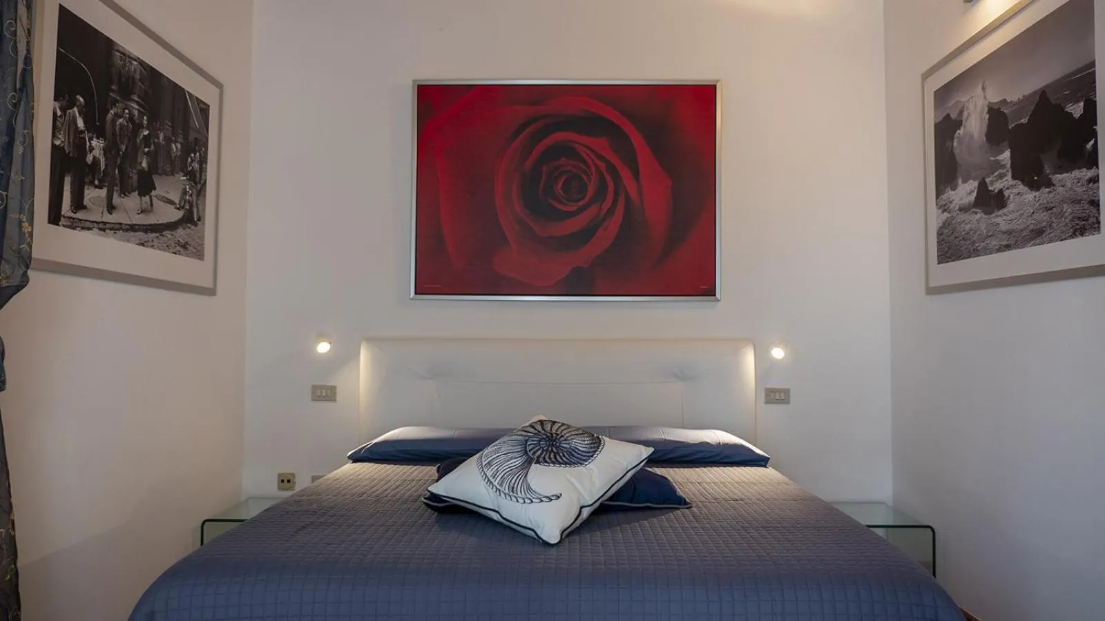 Photo of the whole room, Bed in Villa Matildis