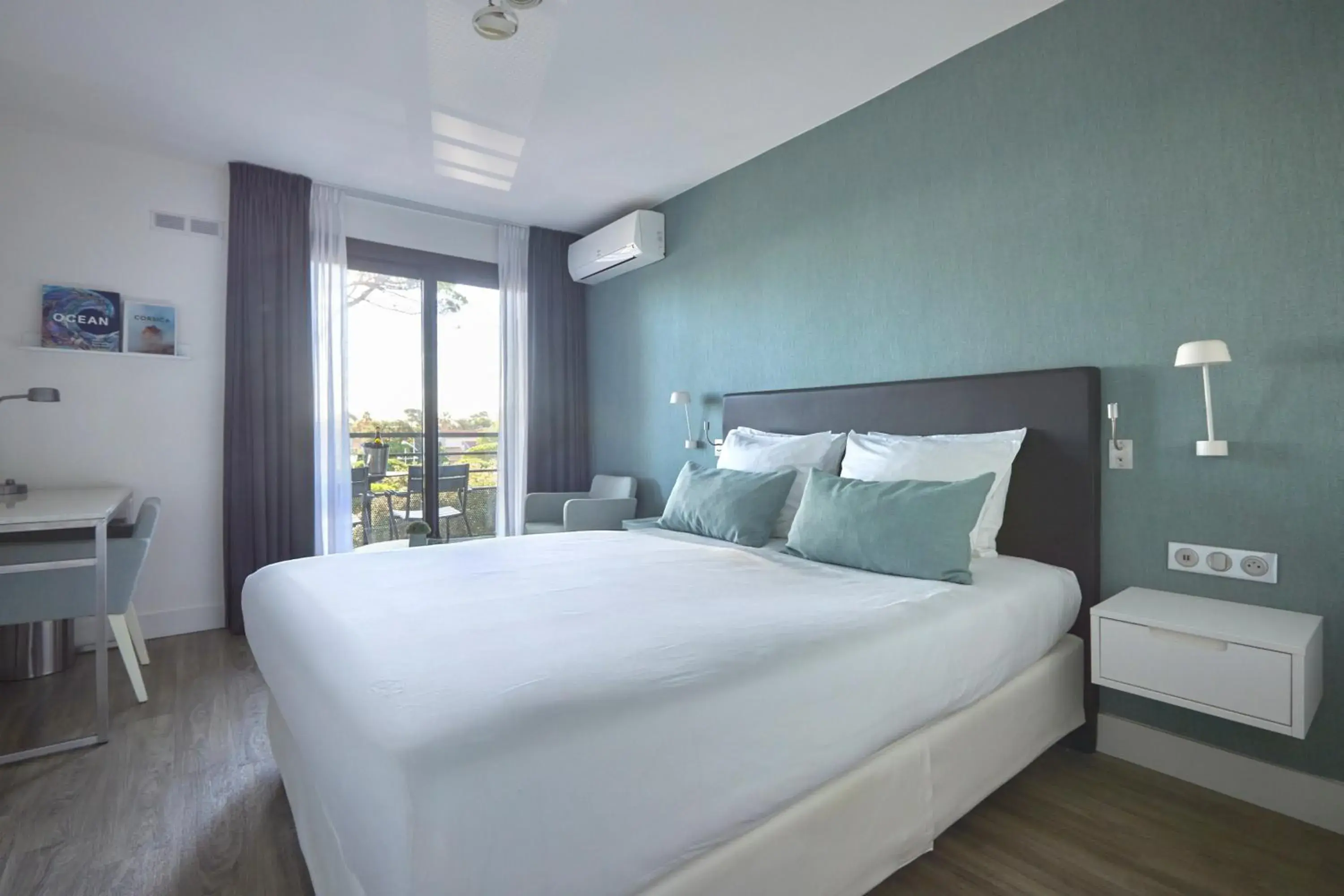 Comfort sea view in Van der Valk Hotel Saint-Aygulf Comfort sea view in Van der Valk Hotel Saint-Aygulf